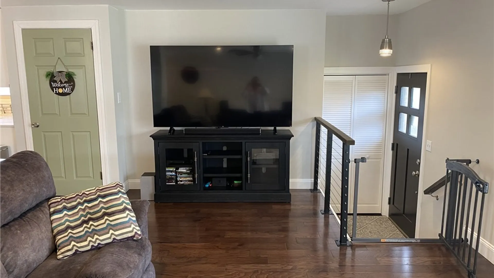 Property at 33 E Toulon Drive, Cheektowaga, NY 14227 10