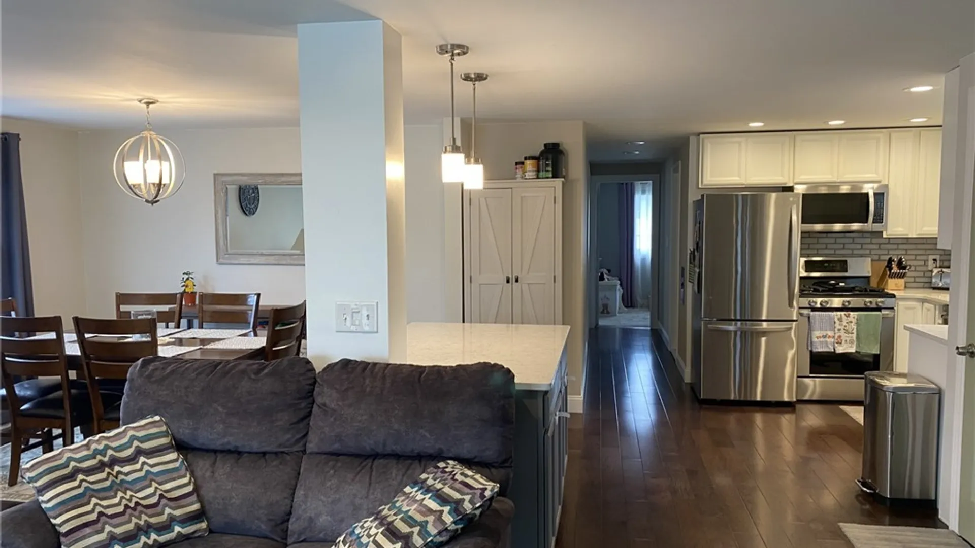 Property at 33 E Toulon Drive, Cheektowaga, NY 14227 12