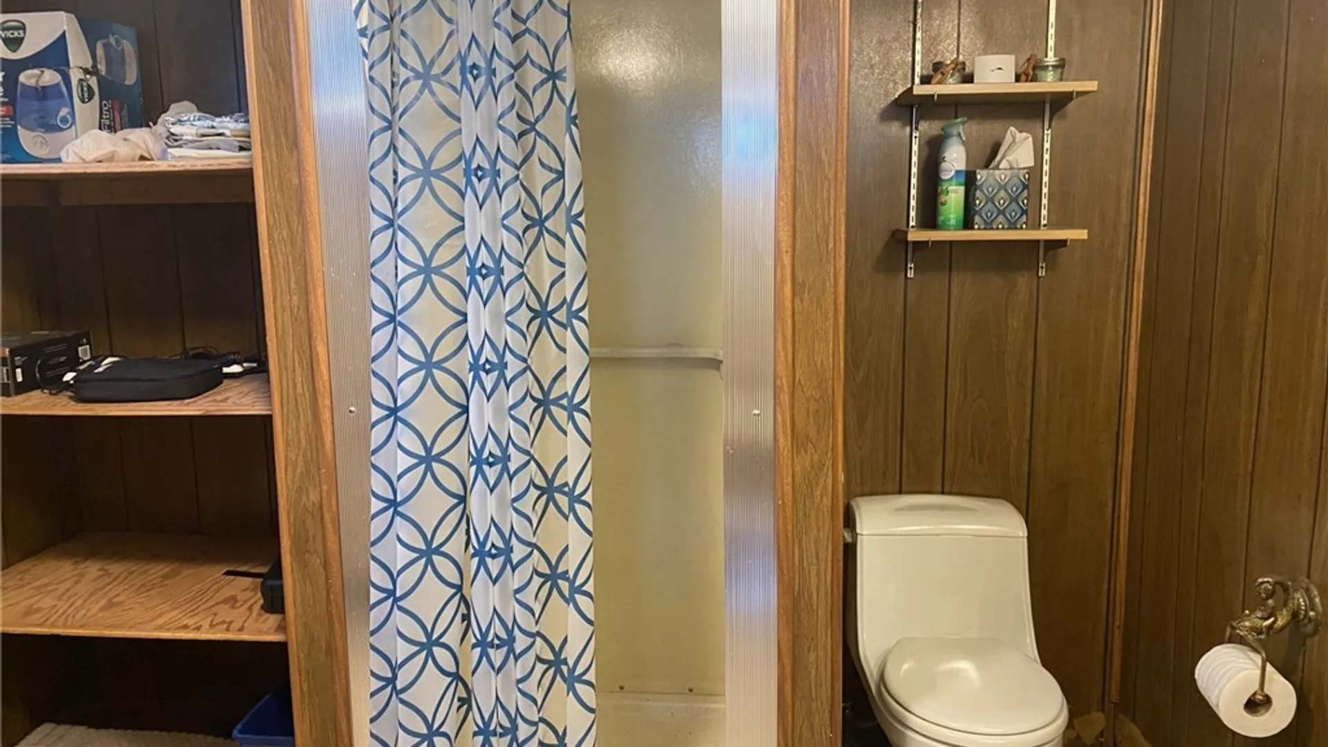 Property at 33 E Toulon Drive, Cheektowaga, NY 14227 30