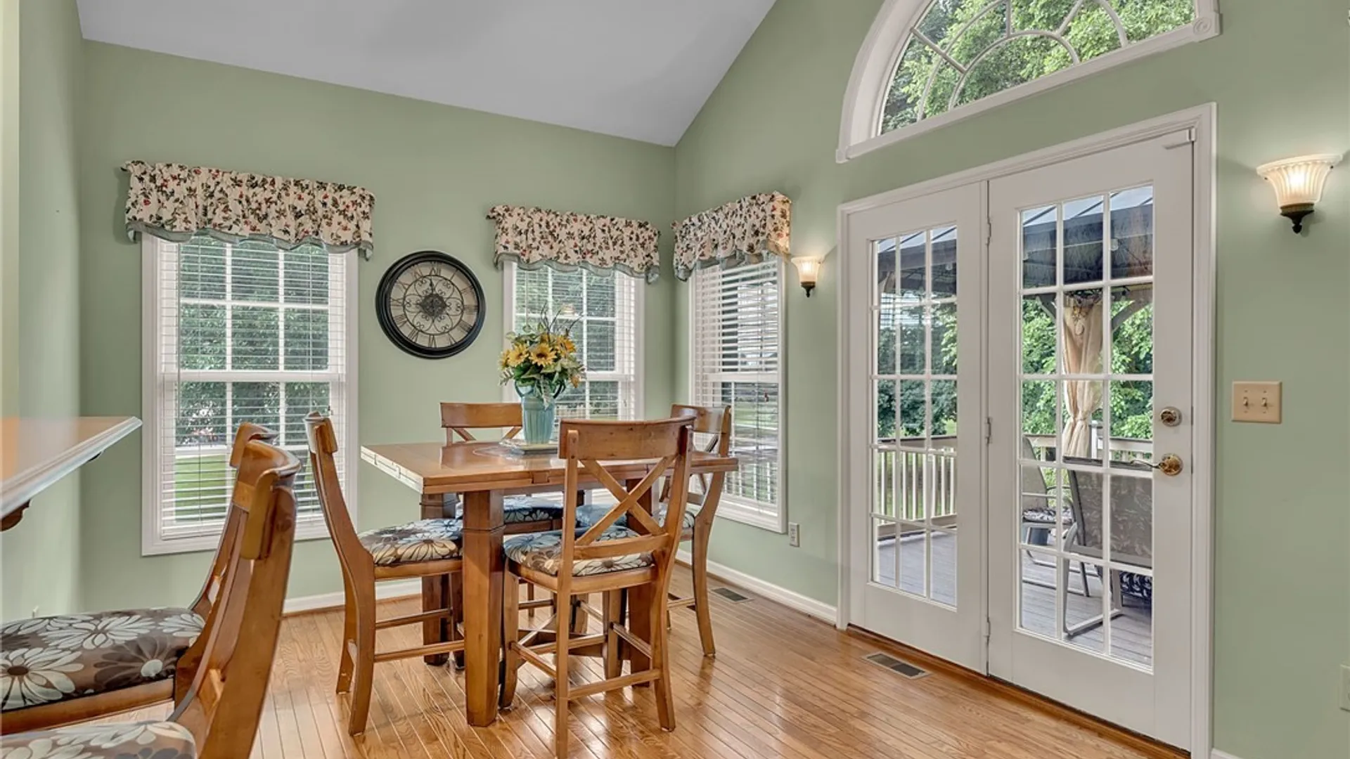 Property at 9651 Deerview Lane, Clarence, NY 14032 21