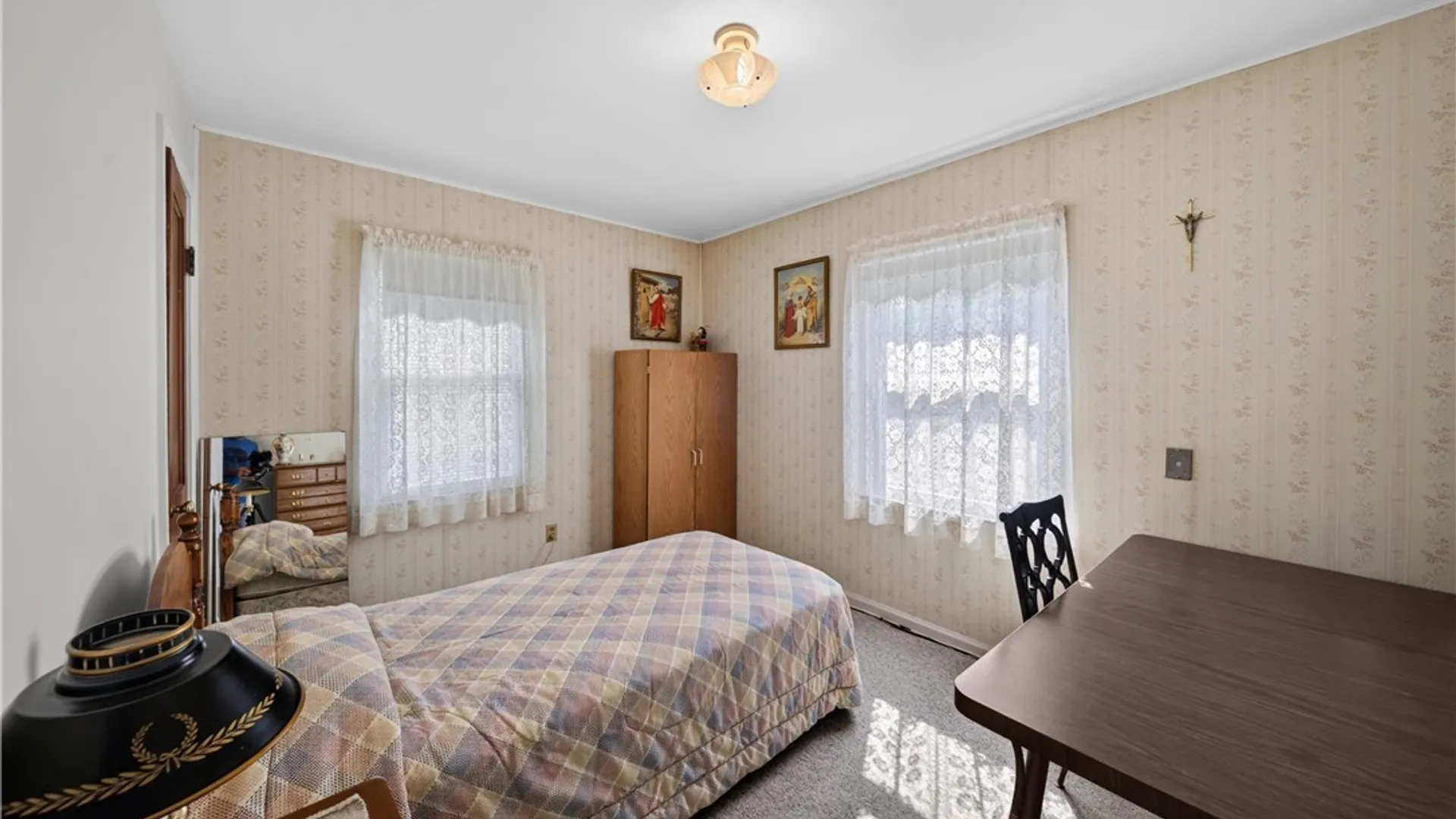 Property at 305 Hanover Avenue, Salina, NY 13088 29