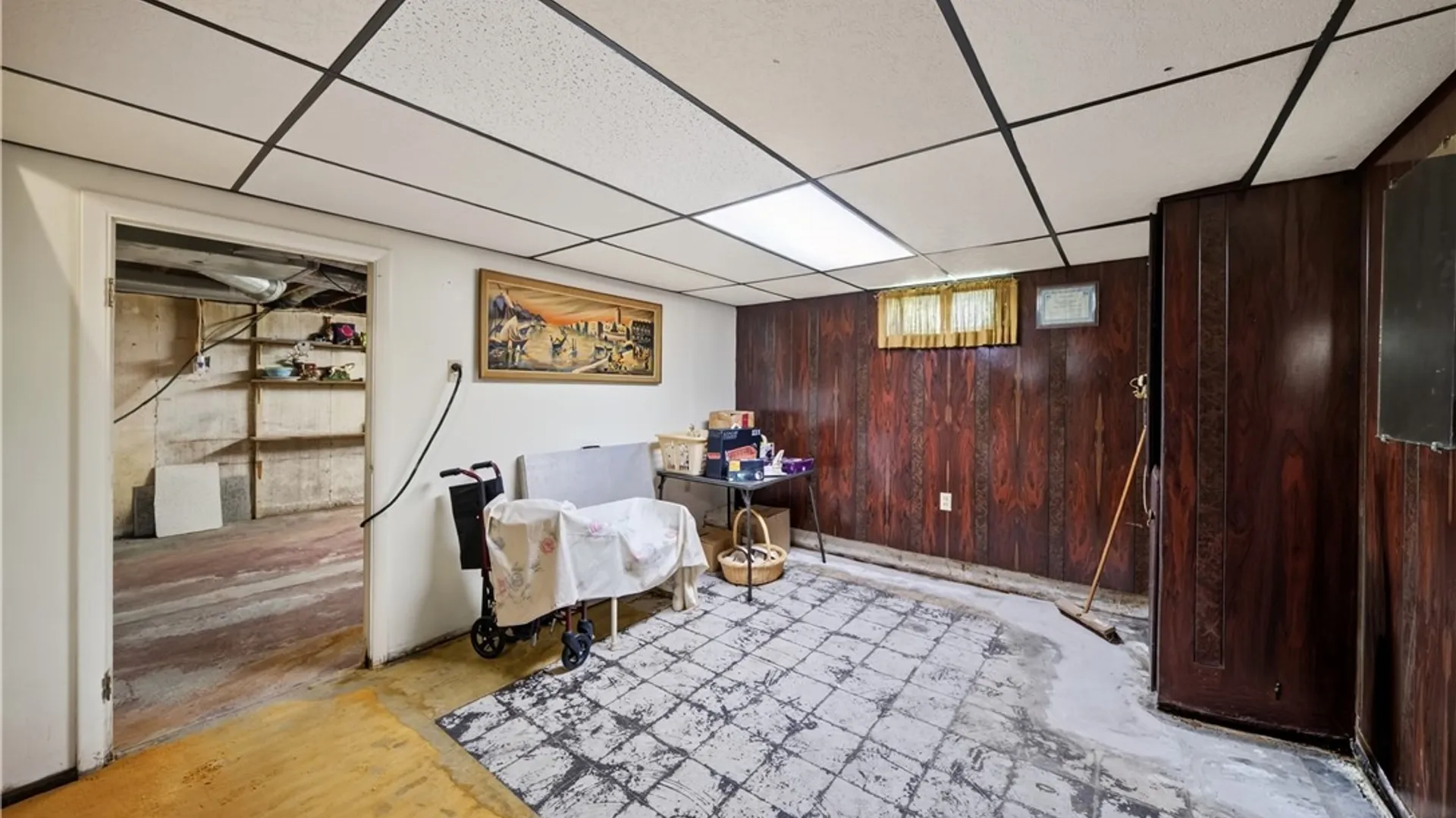 Property at 305 Hanover Avenue, Salina, NY 13088 36