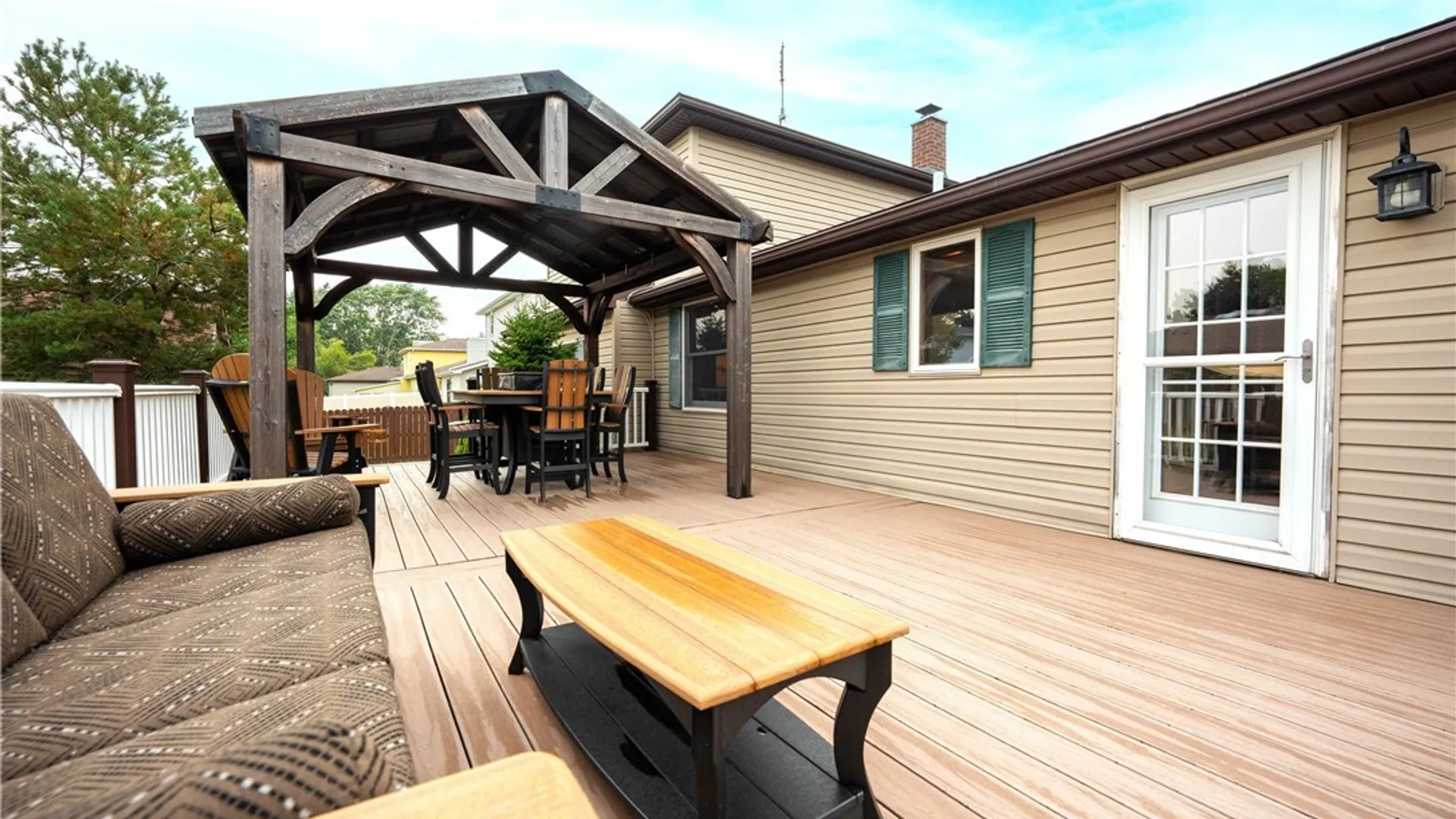 Property at 2 Autumn Lane, Cheektowaga, NY 14043 43