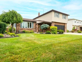 Property at 2 Autumn Lane, Cheektowaga, NY 14043