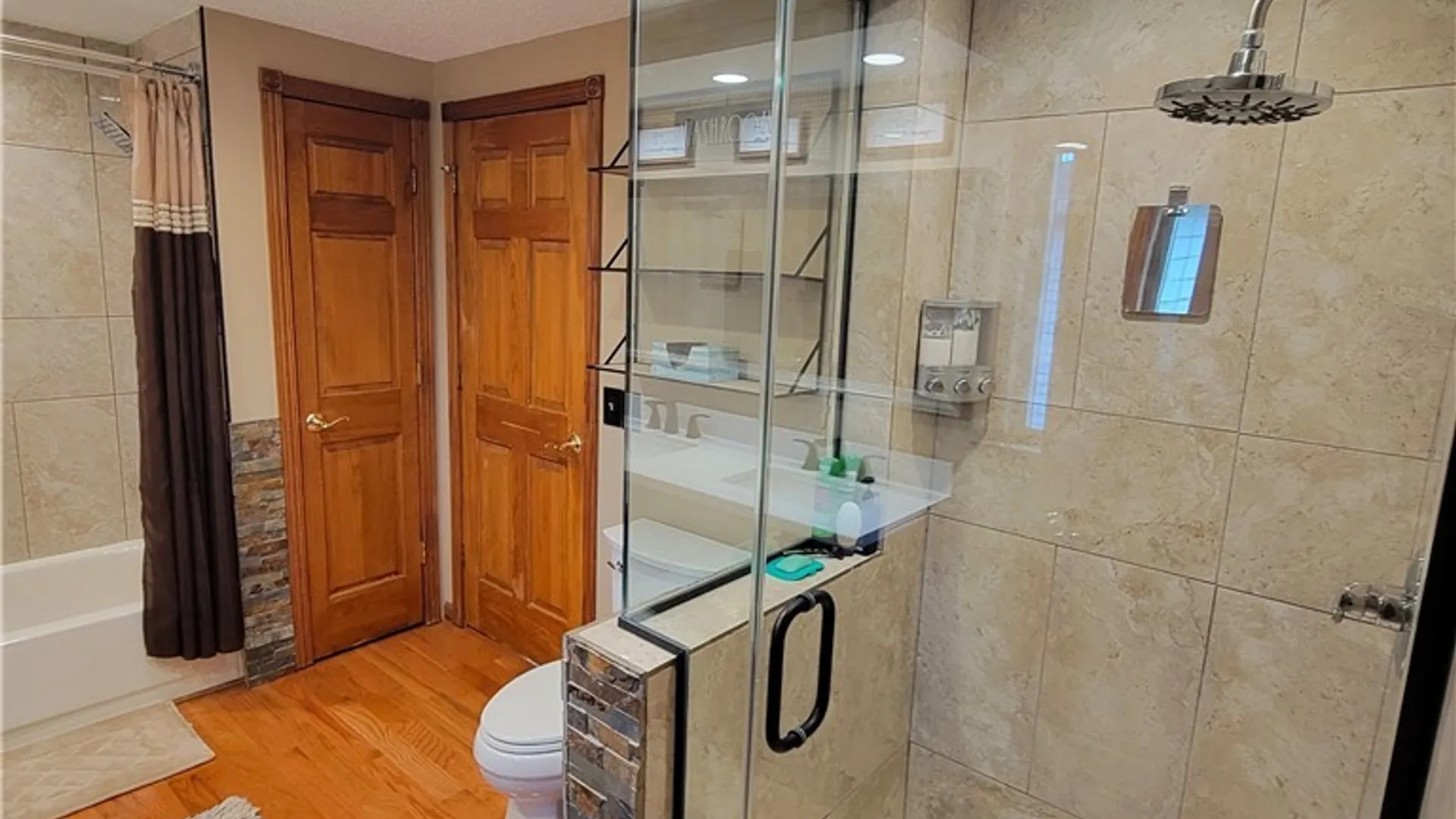 Property at 2 Autumn Lane, Cheektowaga, NY 14043 36