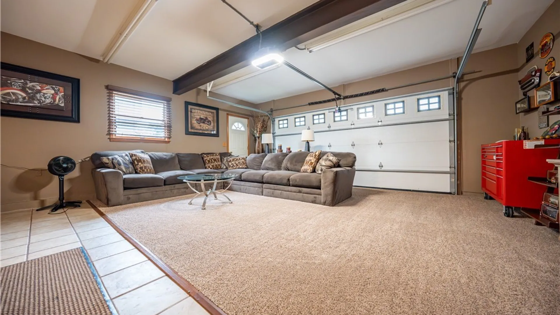 Property at 2 Autumn Lane, Cheektowaga, NY 14043 41