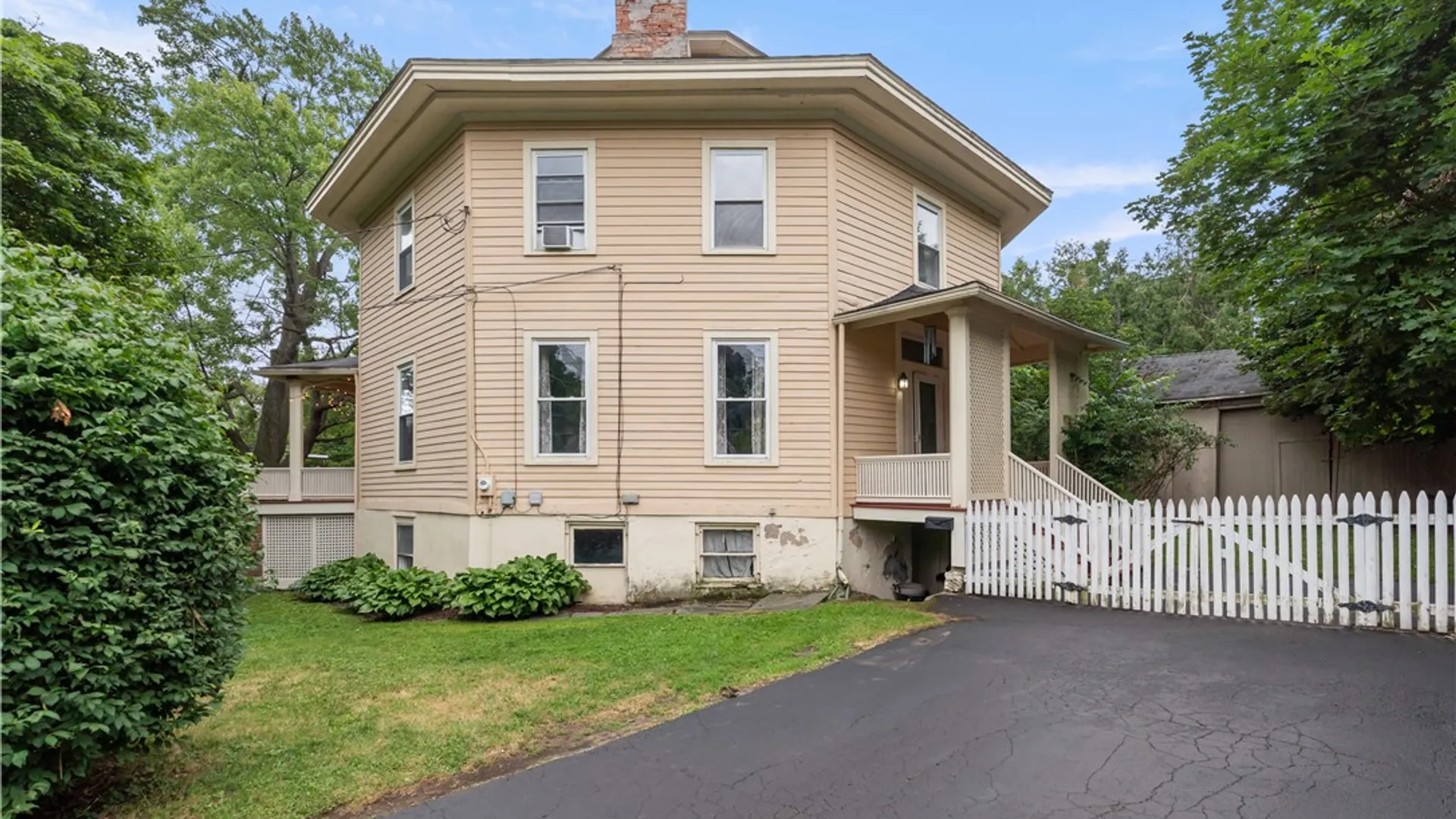 Property at 116 Gorham Street, Canandaigua City, NY 14424 46