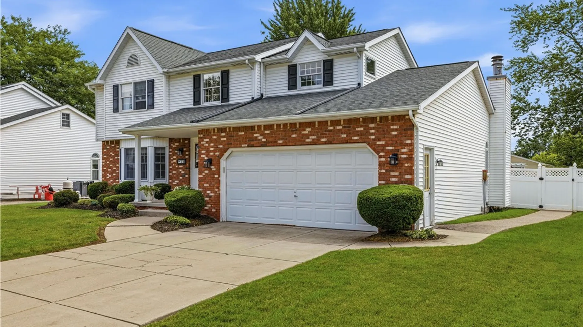 Property at 55 Independence Drive, Lockport City, NY 14094 3
