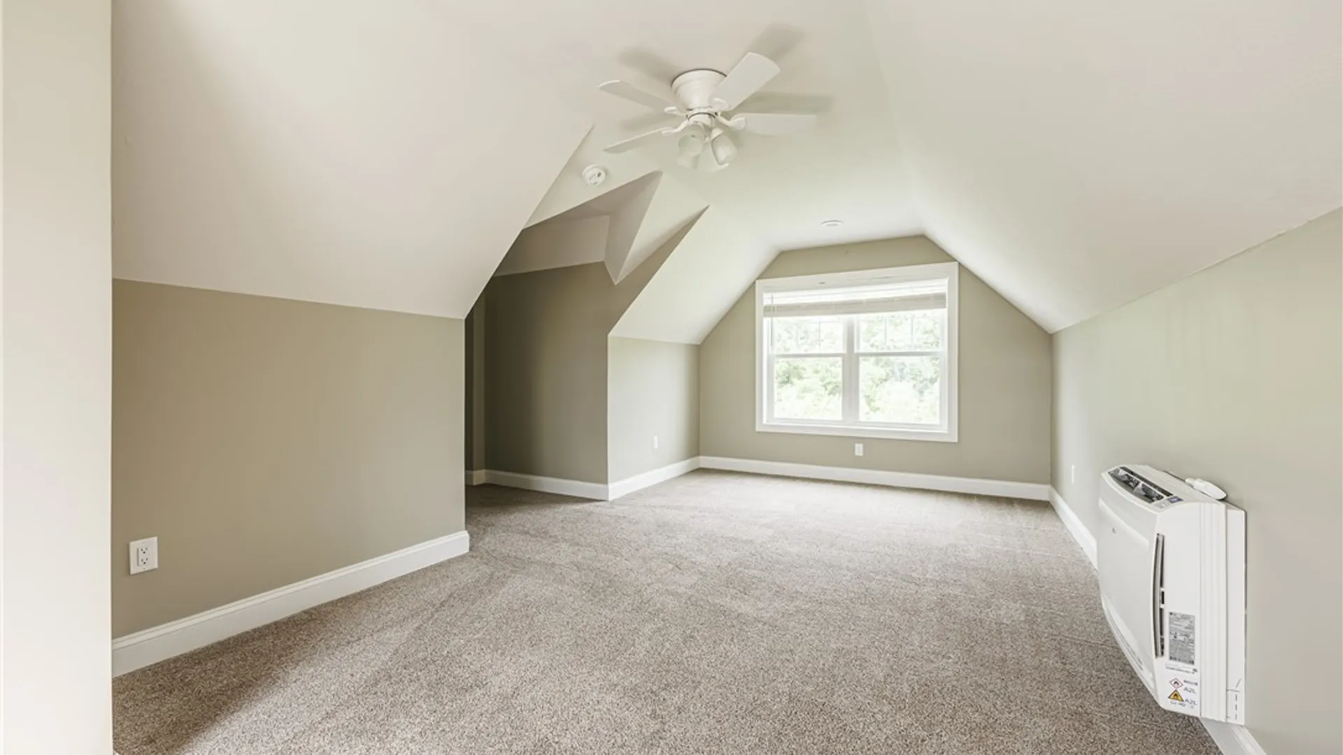 Property at 22 Tea Olive Lane, Perinton, NY 14450 28