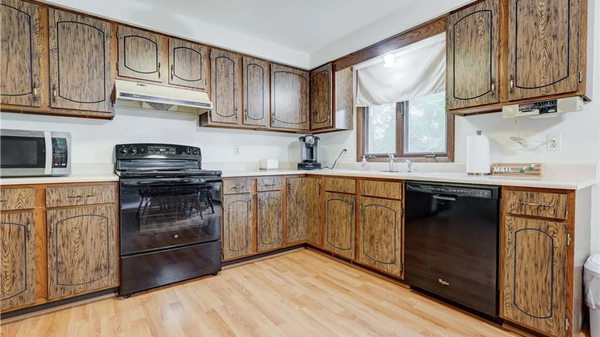 Property at 72 Burlwood Dr, Greece, NY 14612 11