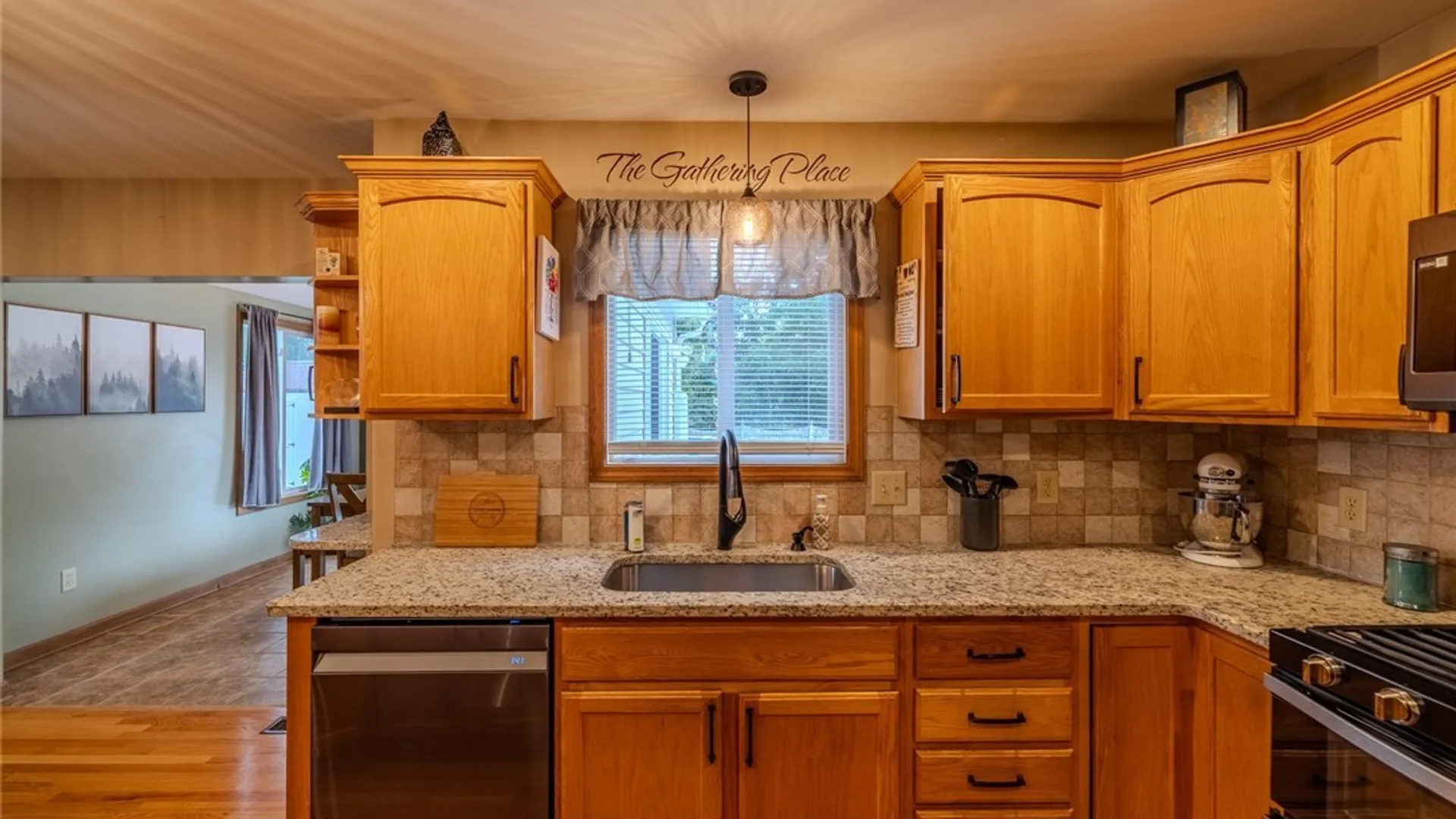 Property at 8226 Cicero Mills Road, Cicero, NY 13039 6