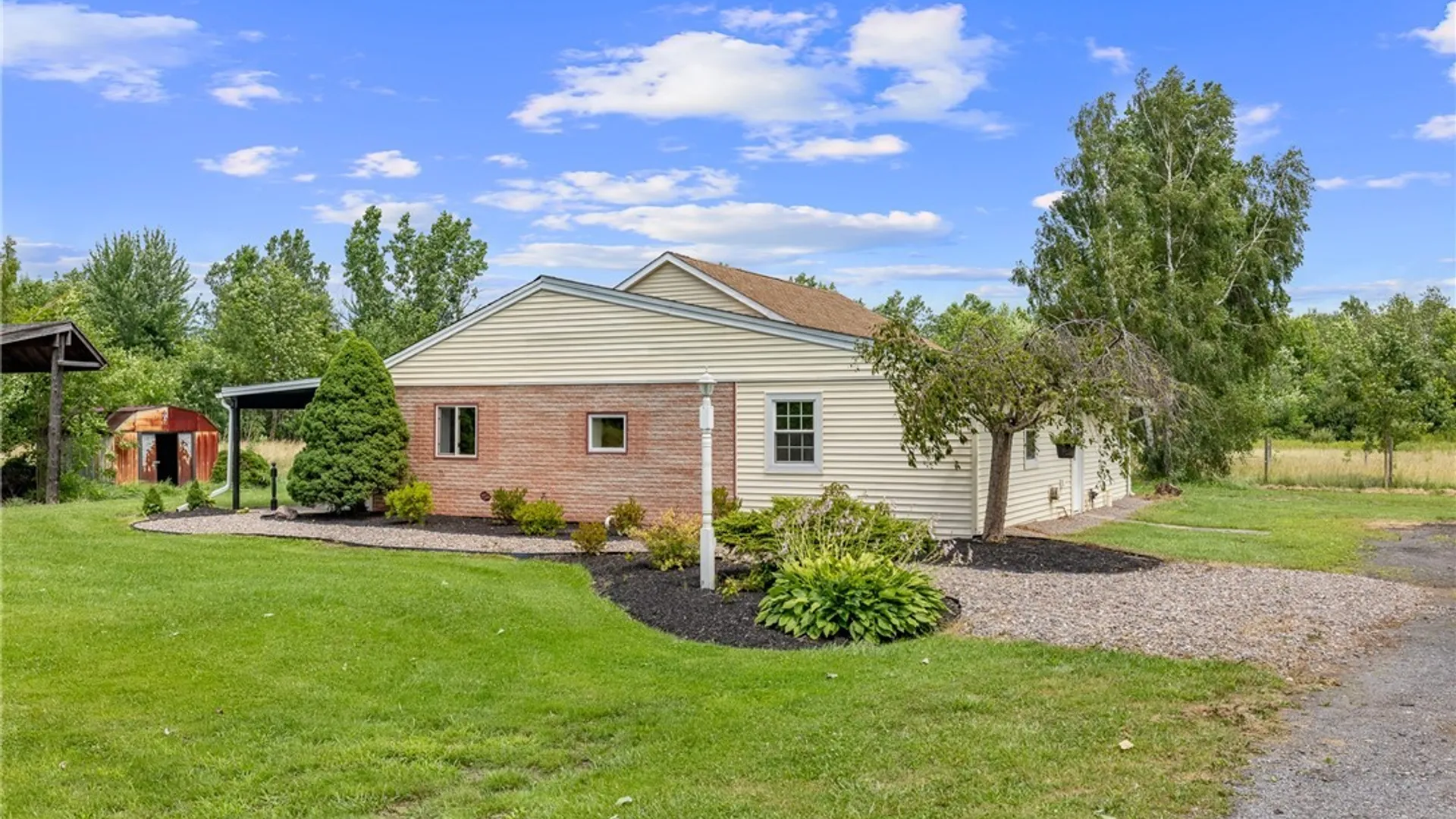 Property at 3069 Coomer Road, Newfane, NY 14108 4