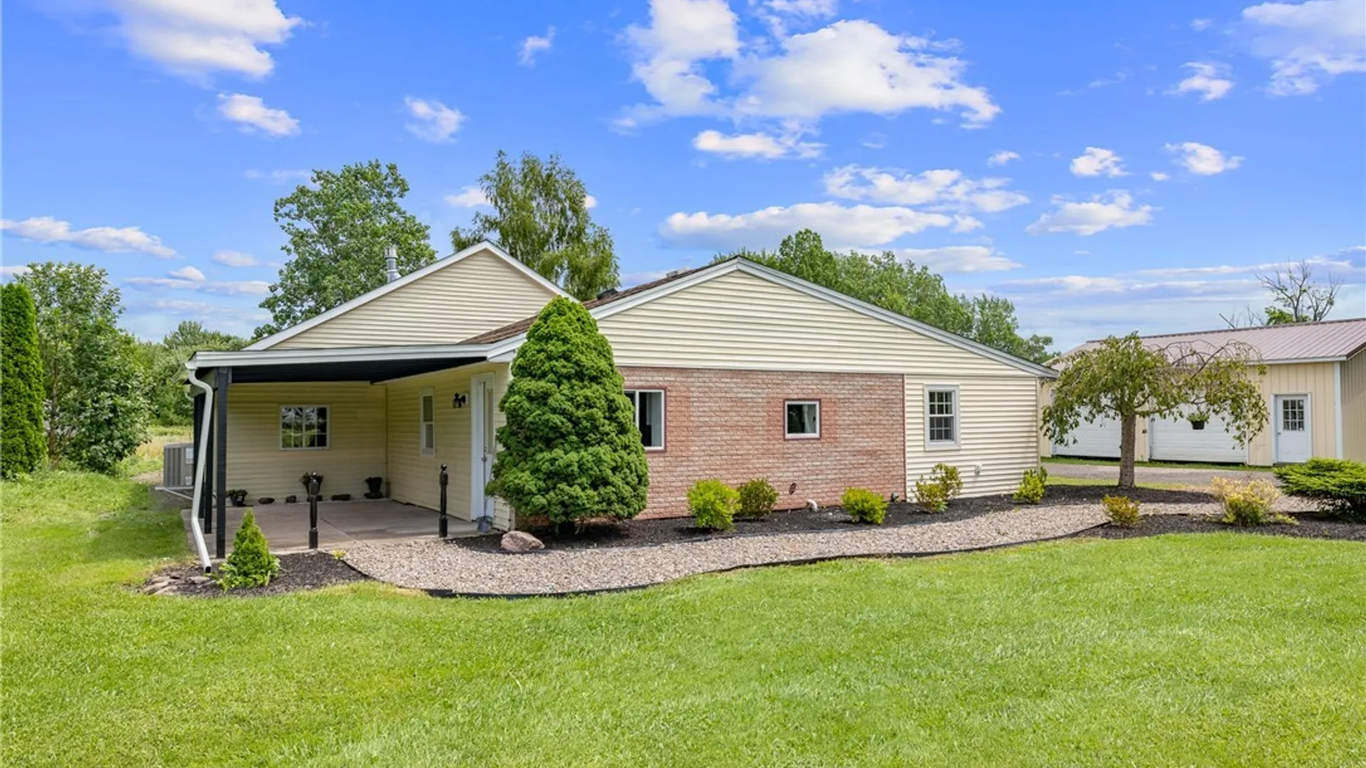 Property at 3069 Coomer Road, Newfane, NY 14108 3