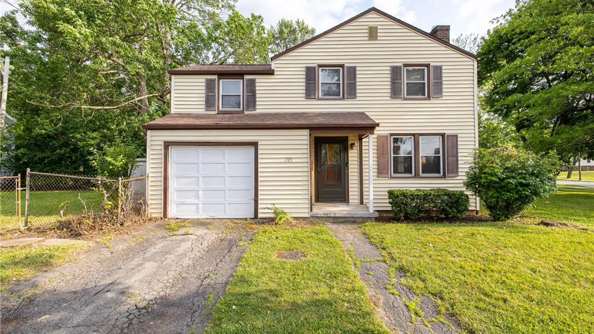 Property at 205 Lattimore Rd, Rochester, NY 14620 2