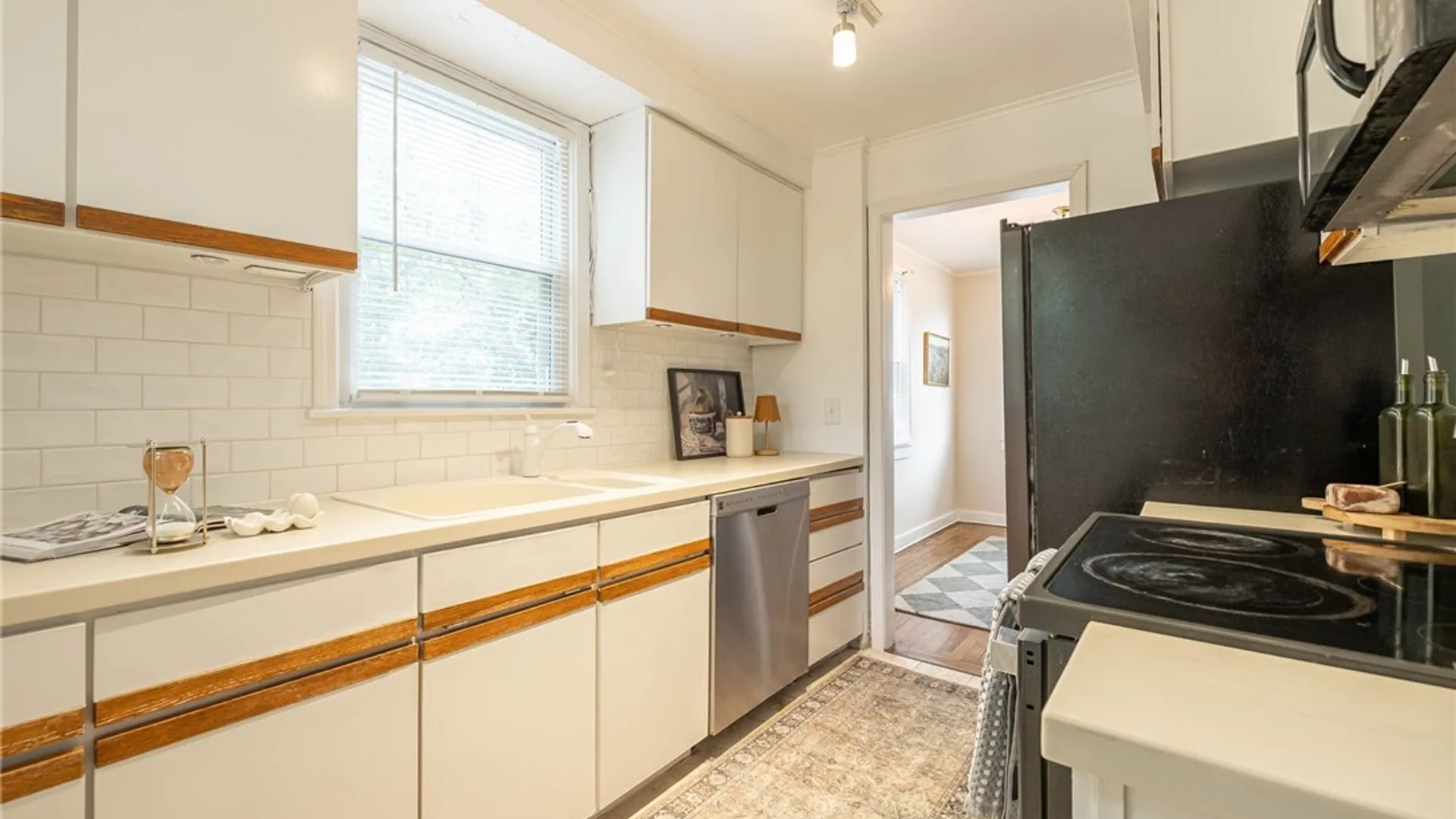 Property at 205 Lattimore Rd, Rochester, NY 14620 9