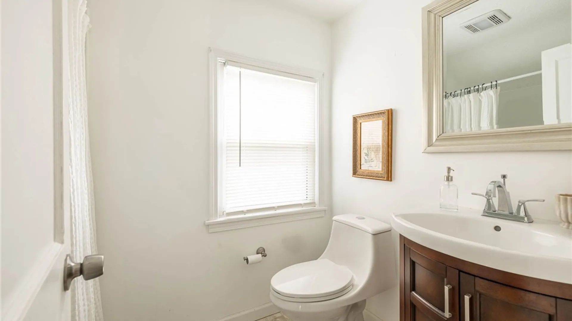 Property at 205 Lattimore Rd, Rochester, NY 14620 14