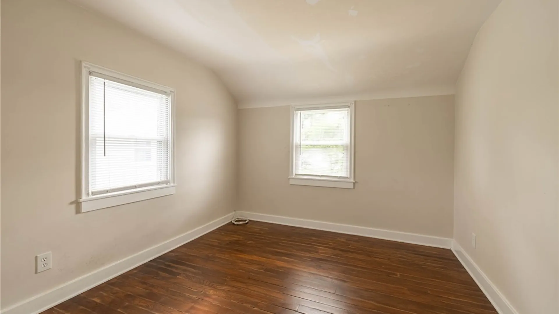 Property at 205 Lattimore Rd, Rochester, NY 14620 16