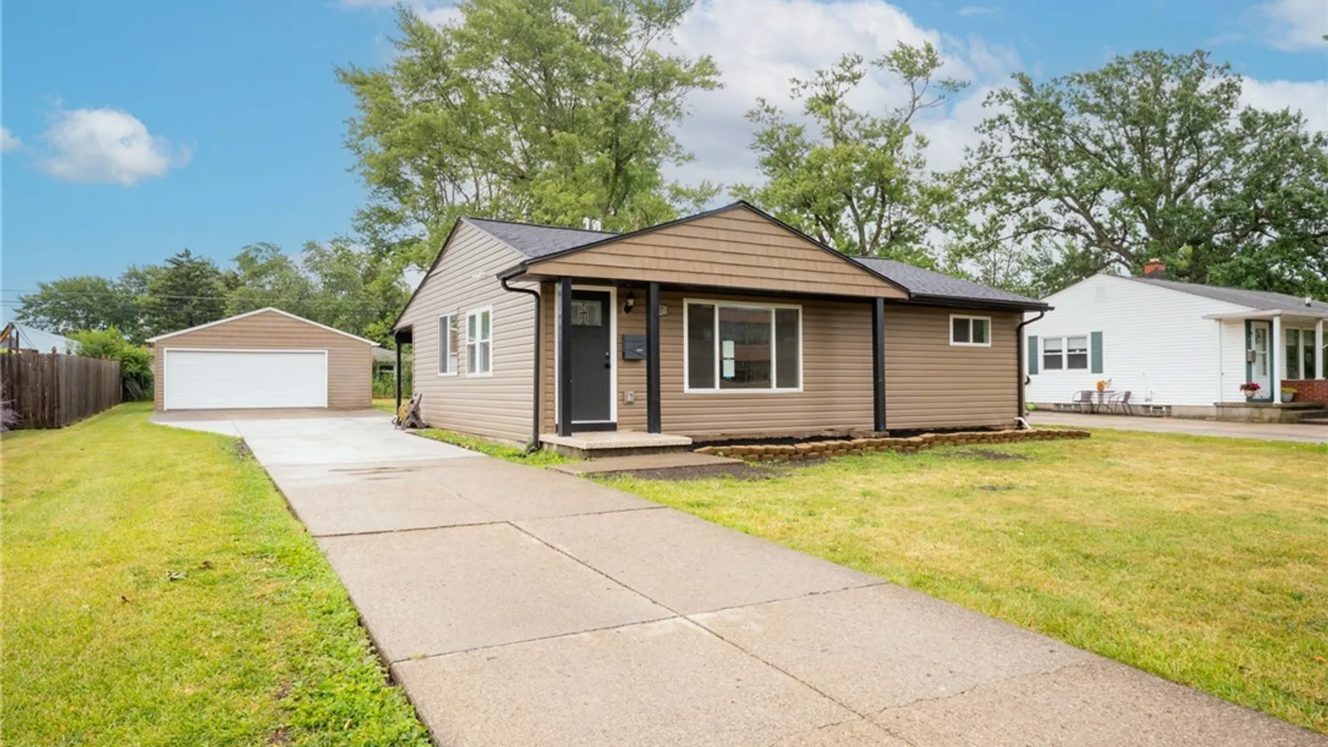 Property at 207 Pryor Avenue, Tonawanda, NY 14150 2