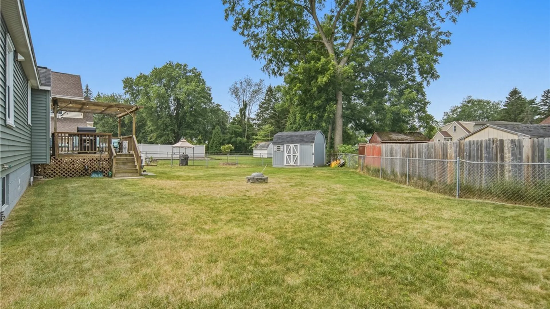 Property at 104 Forest Drive, Cicero, NY 13212 5