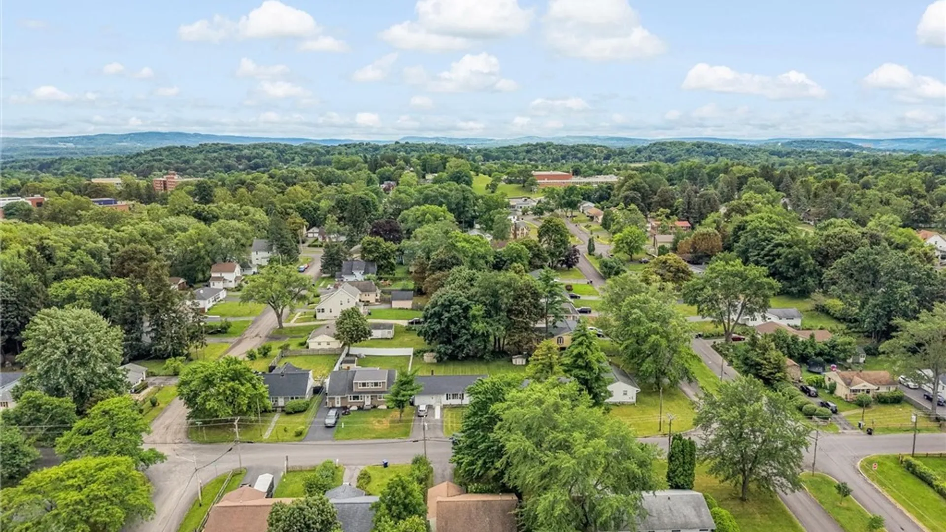 Property at 513 Mountainview Avenue, Syracuse, NY 13224 7