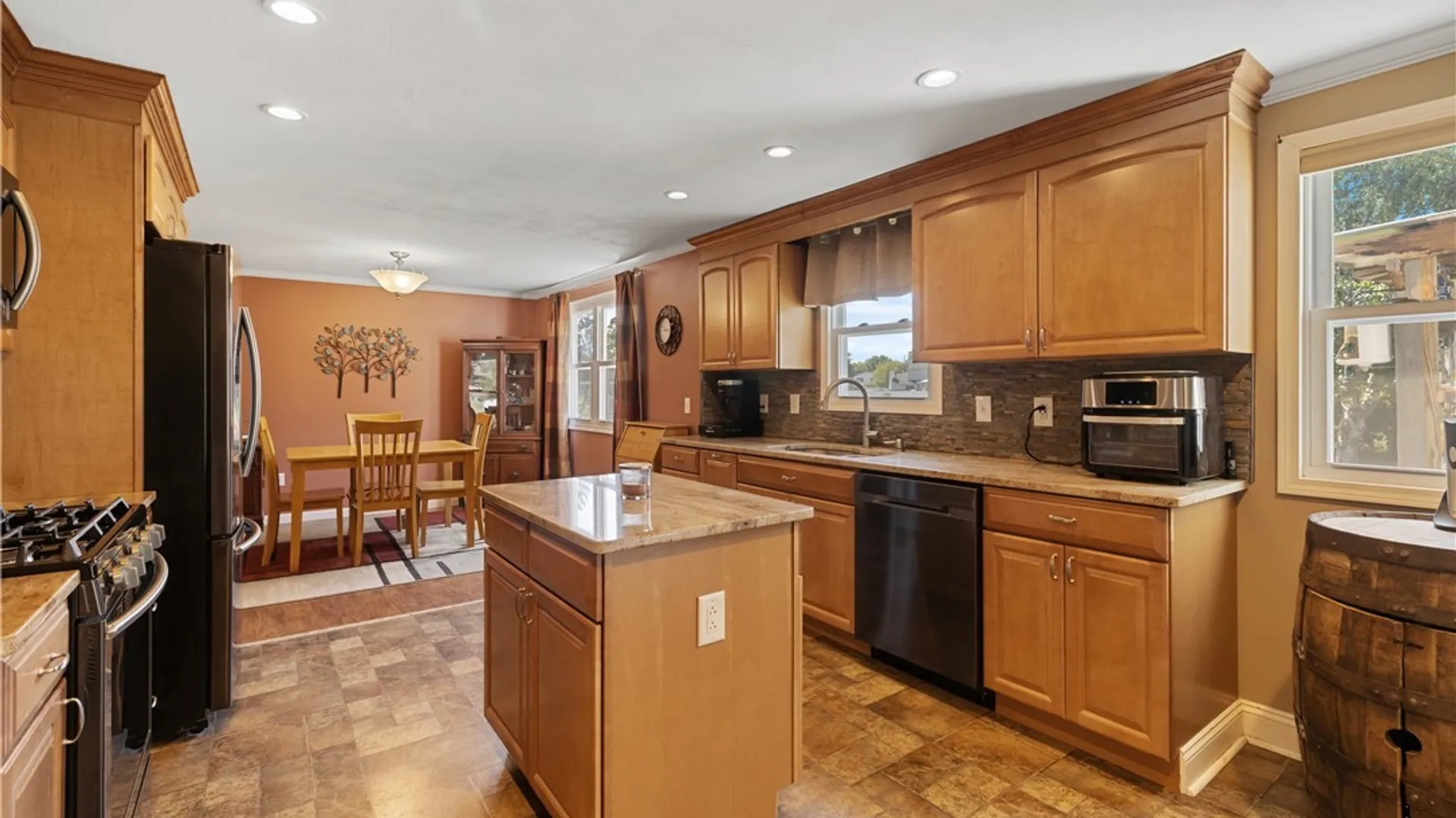 Property at 8032 Trina Circle, Clay, NY 13041 16