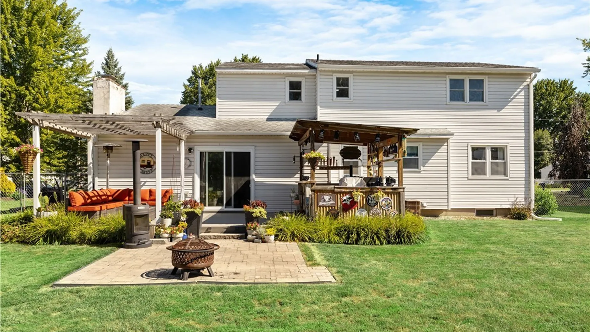 Property at 8032 Trina Circle, Clay, NY 13041 41