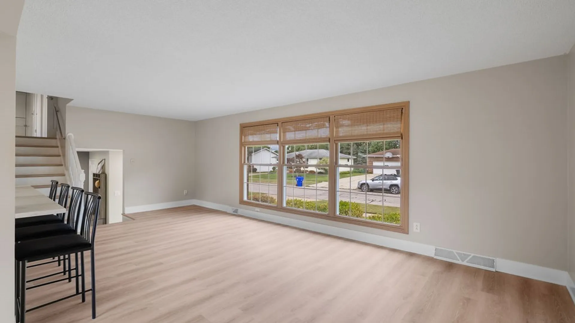 Property at 31 Christopher Drive, West Seneca, NY 14224 6