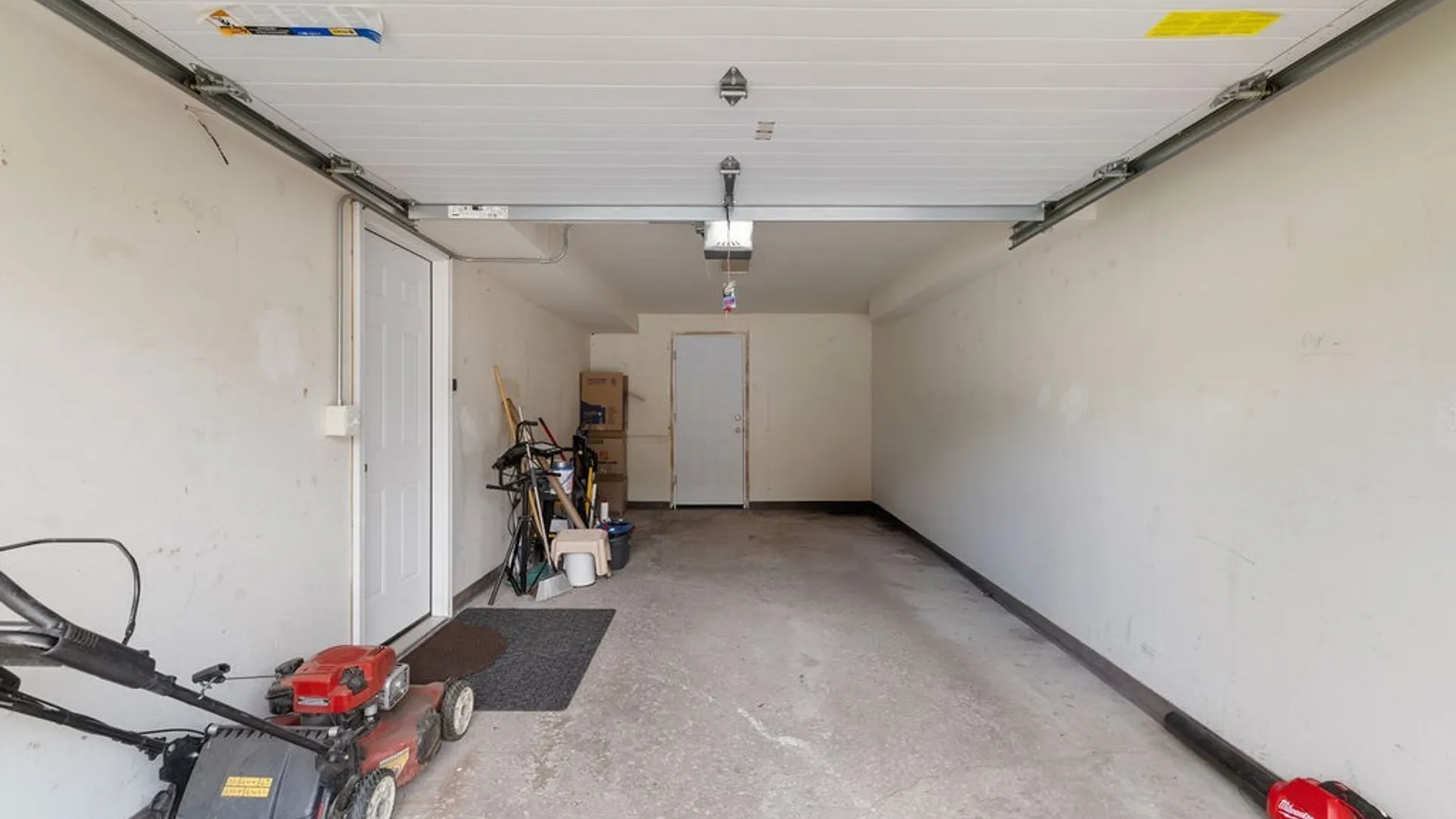 Property at 31 Christopher Drive, West Seneca, NY 14224 30