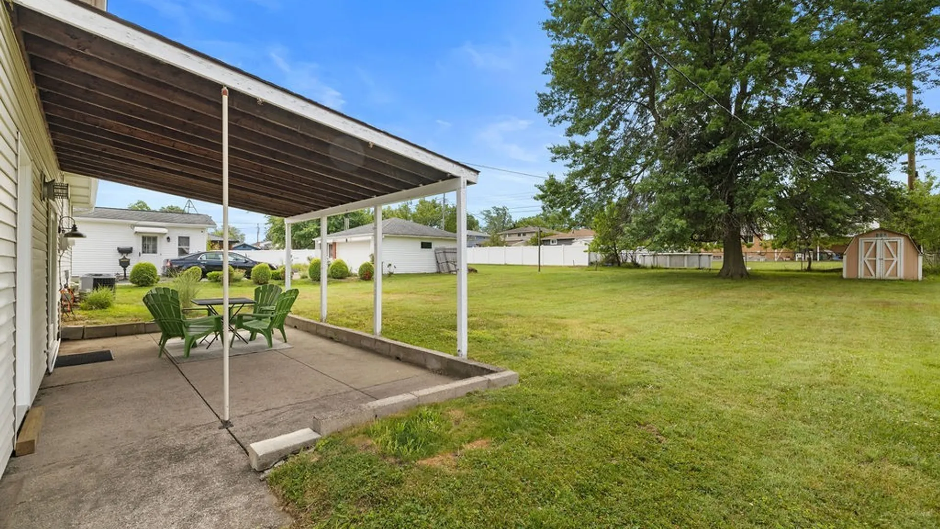 Property at 31 Christopher Drive, West Seneca, NY 14224 33