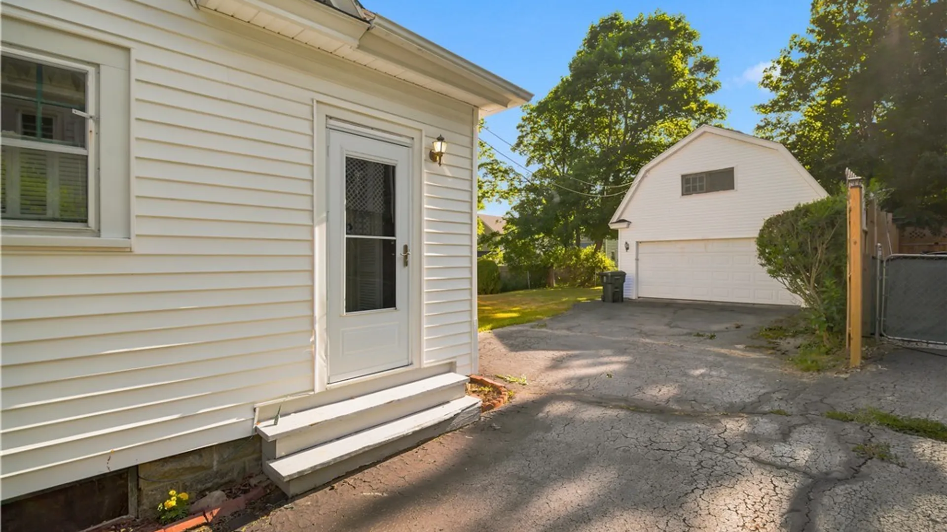 Property at 15 Chautauqua Avenue, Jamestown, NY 14701 3