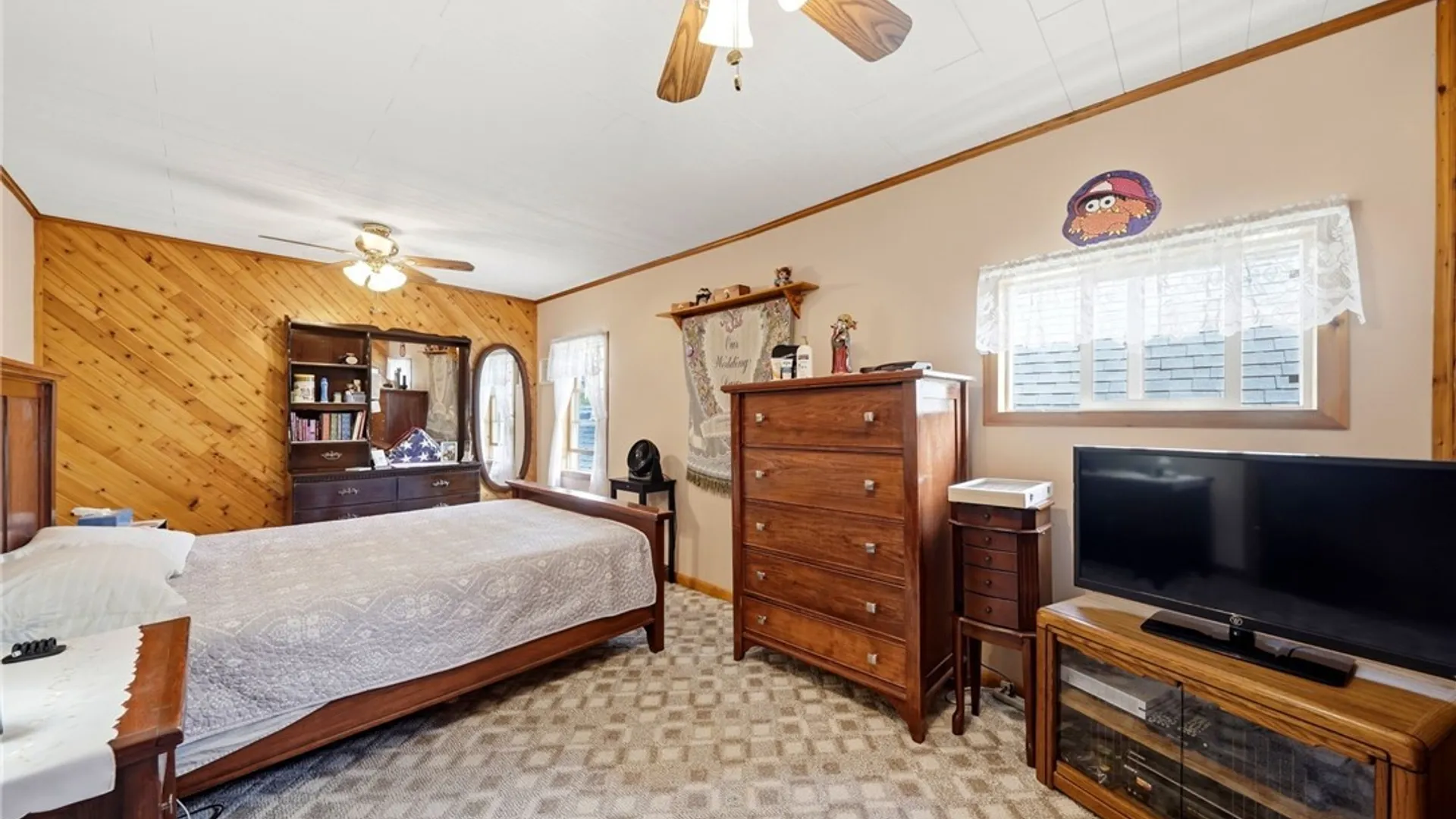 Property at 8 Kentucky Street, Buffalo, NY 14204 35