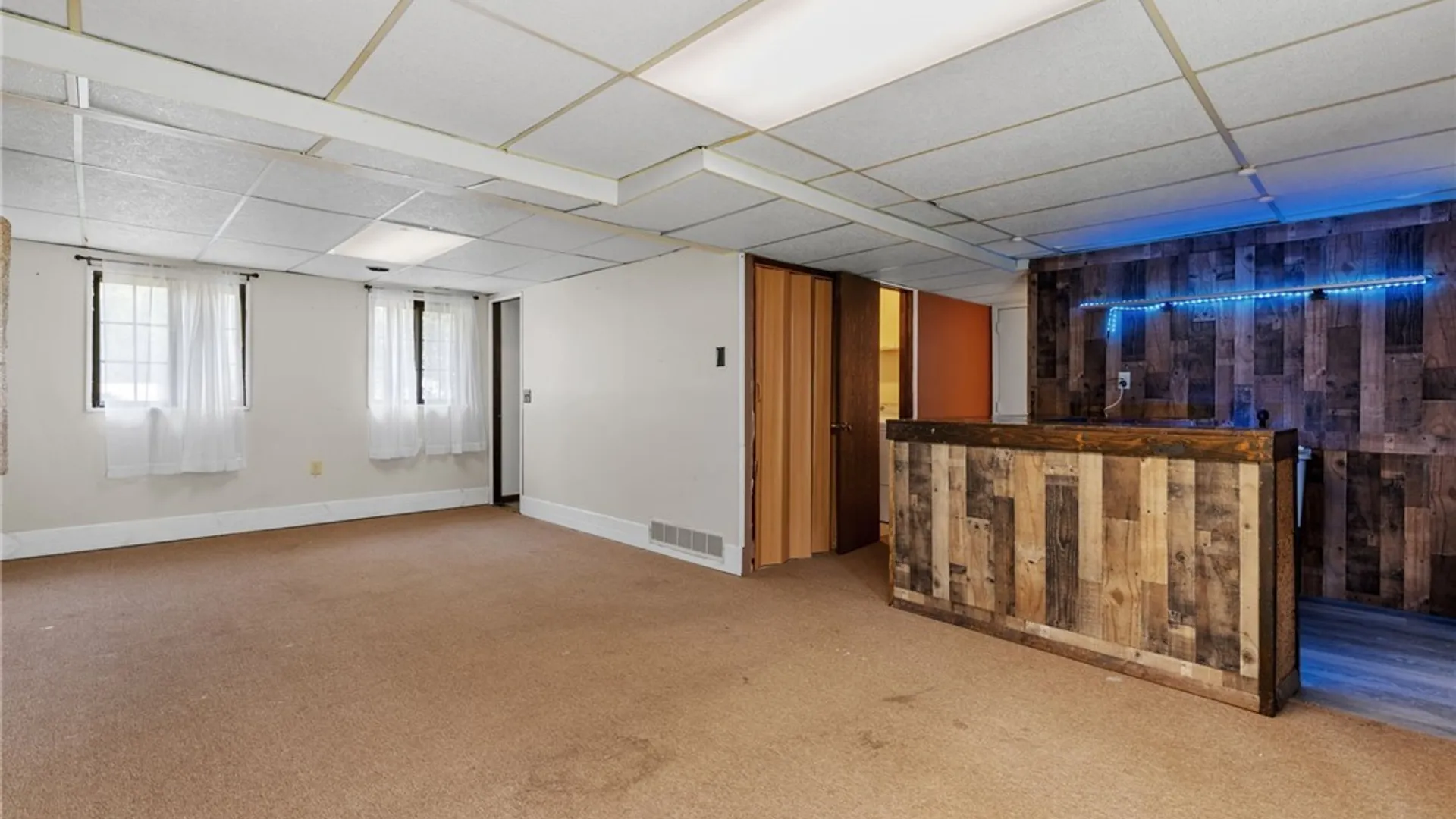 Property at 8383 Zenith Dr, Clay, NY 13027 38
