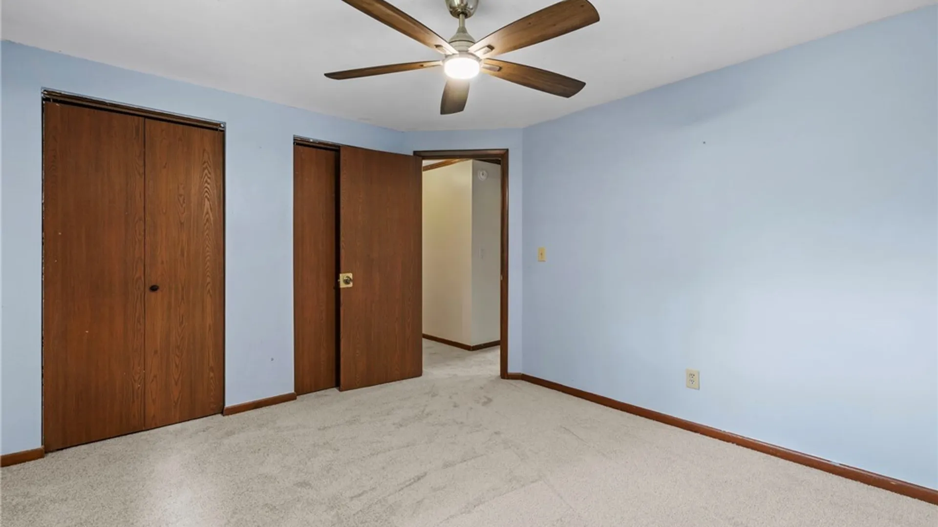 Property at 8383 Zenith Dr, Clay, NY 13027 23