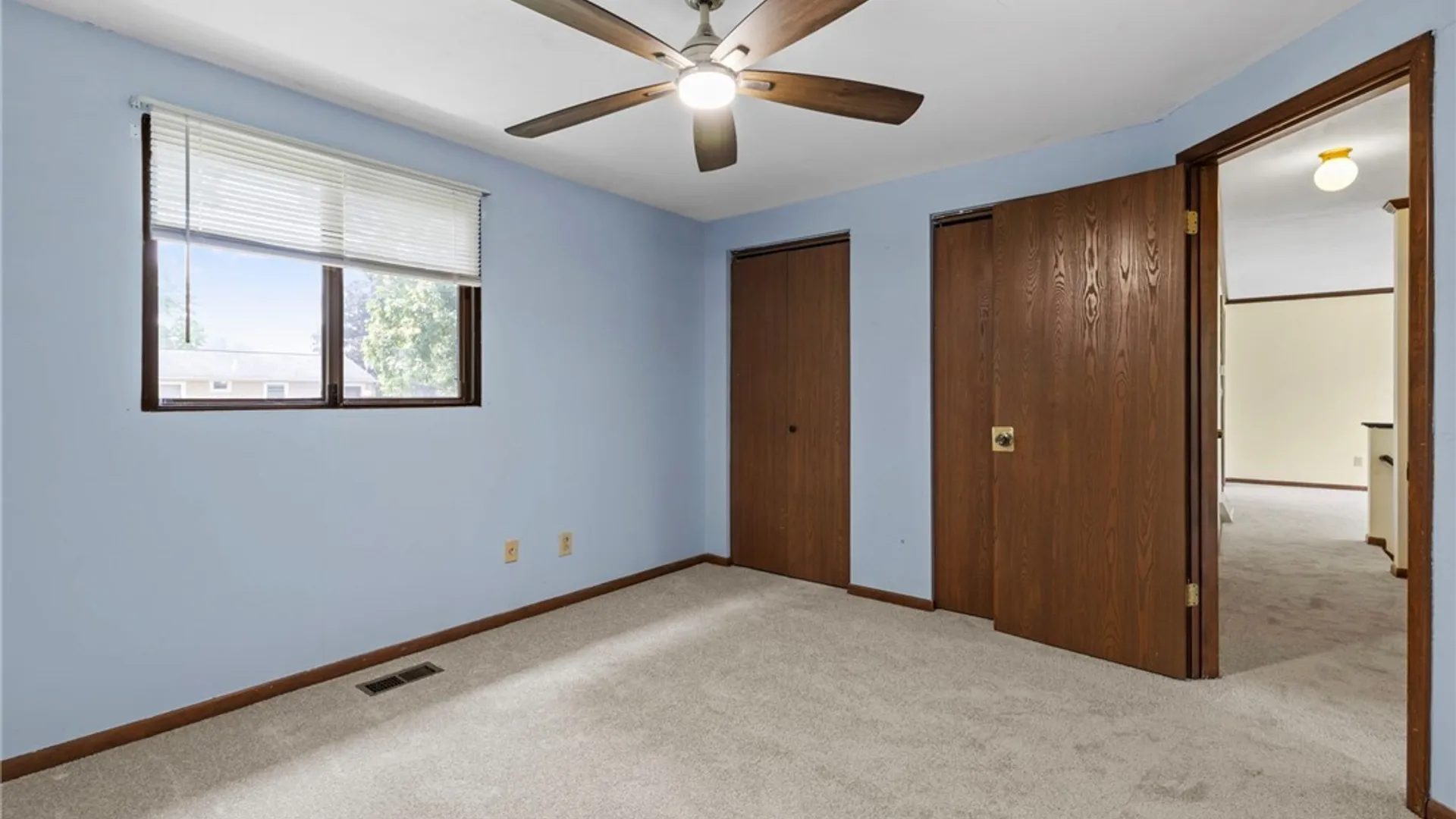 Property at 8383 Zenith Dr, Clay, NY 13027 24
