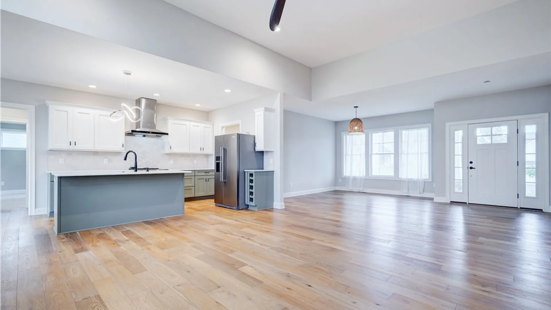 Property at 4 Black Wood Circle, Pittsford, NY 14534 7
