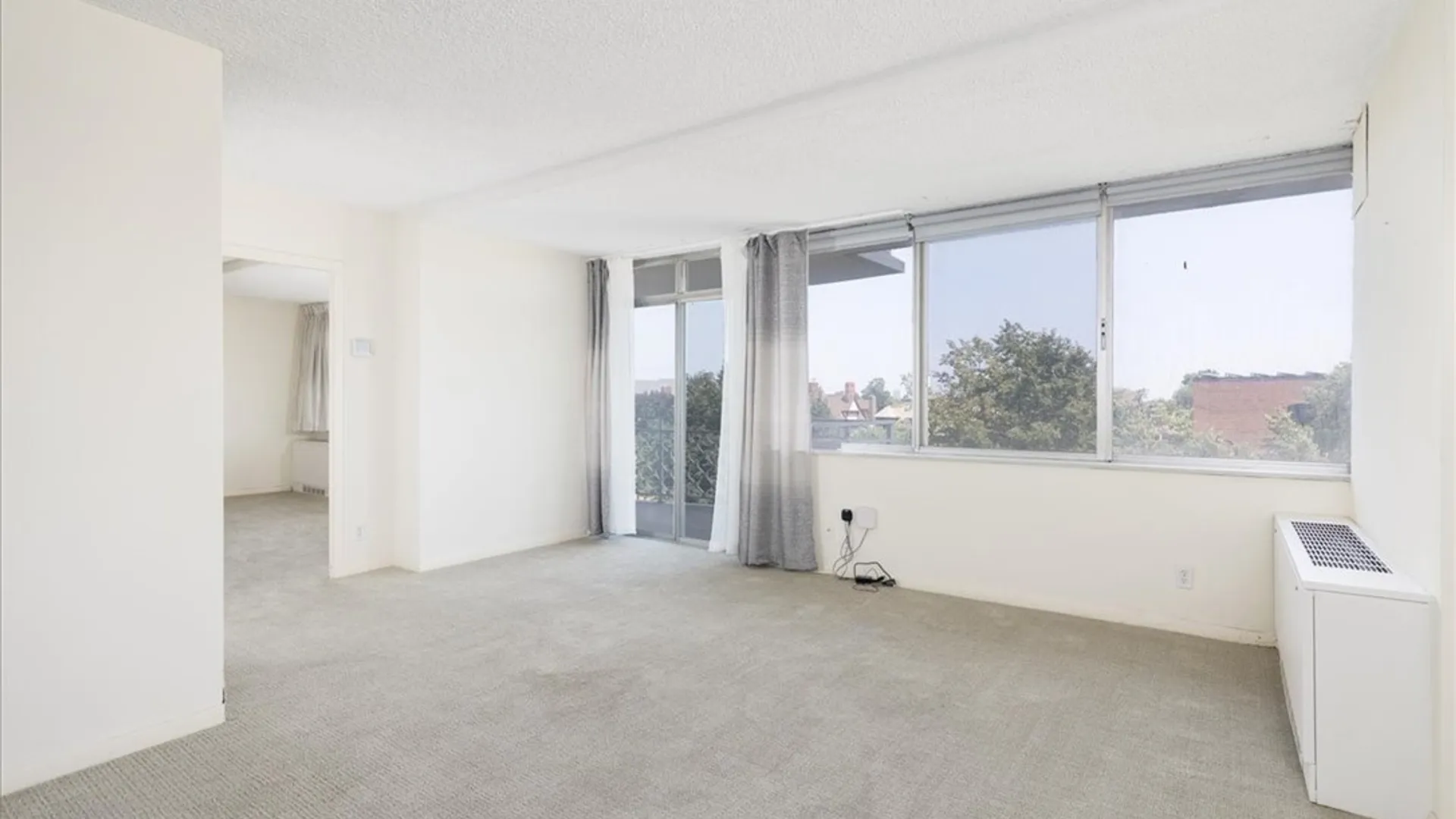 Property at 1088 Delaware Ave, Buffalo, NY 14209 6