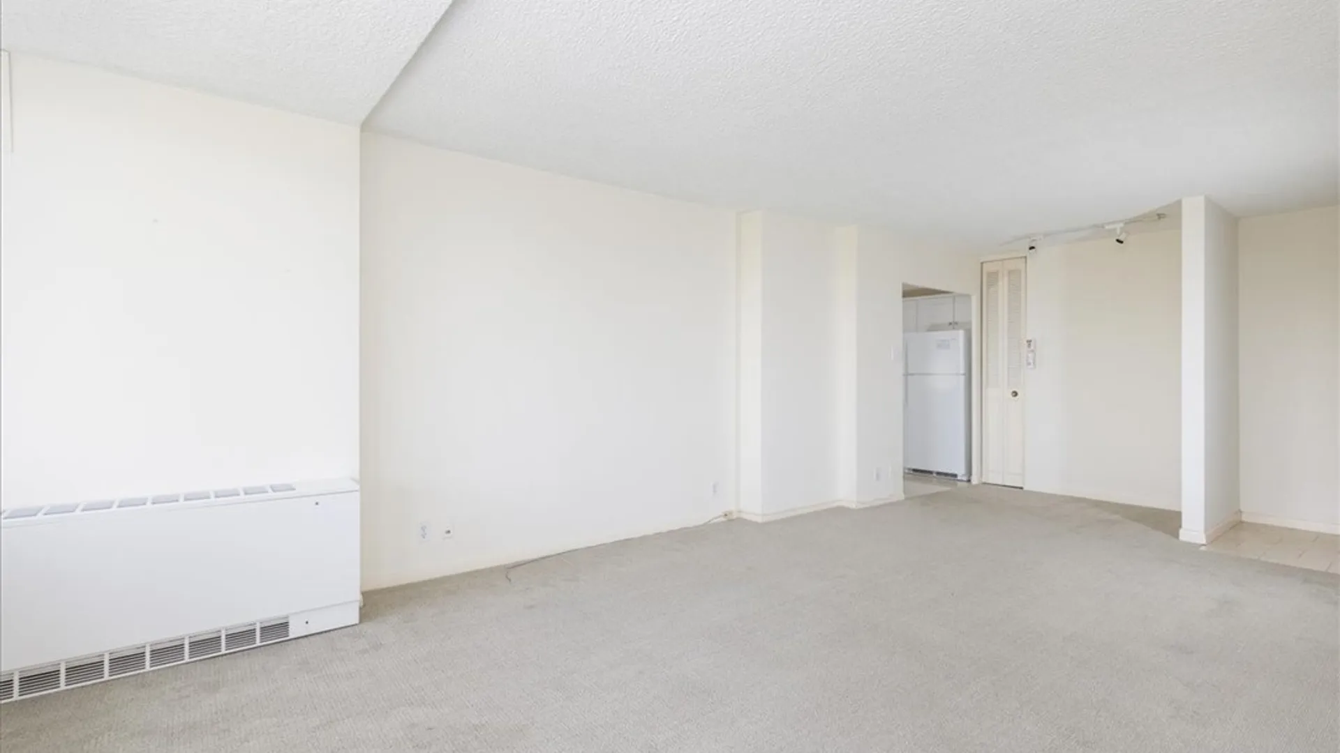 Property at 1088 Delaware Ave, Buffalo, NY 14209 7