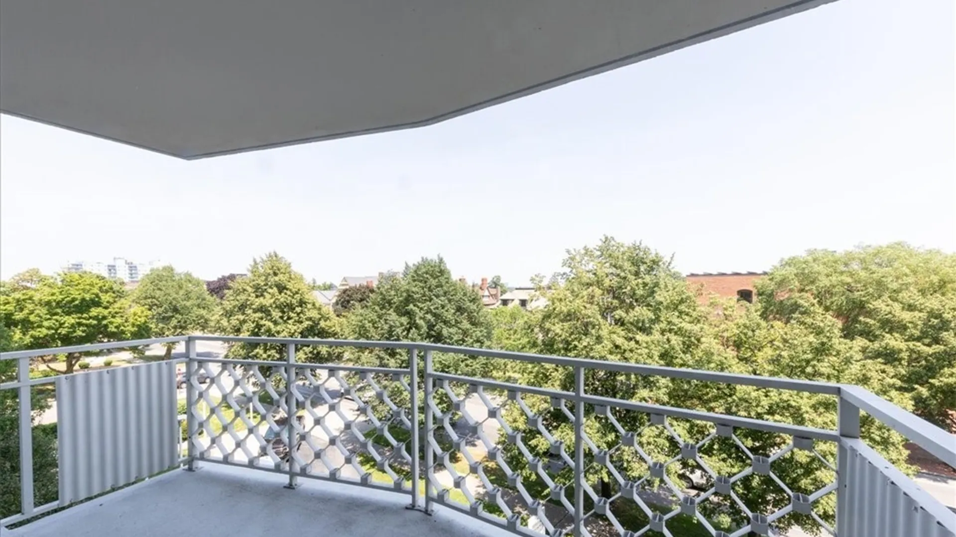 Property at 1088 Delaware Ave, Buffalo, NY 14209 11