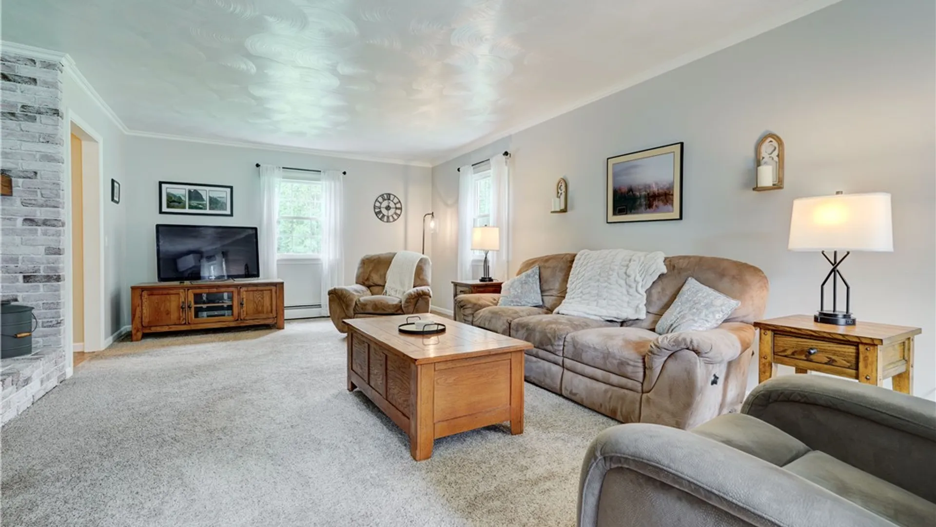 Property at 1105 Wayneport Road, Macedon, NY 14502 5