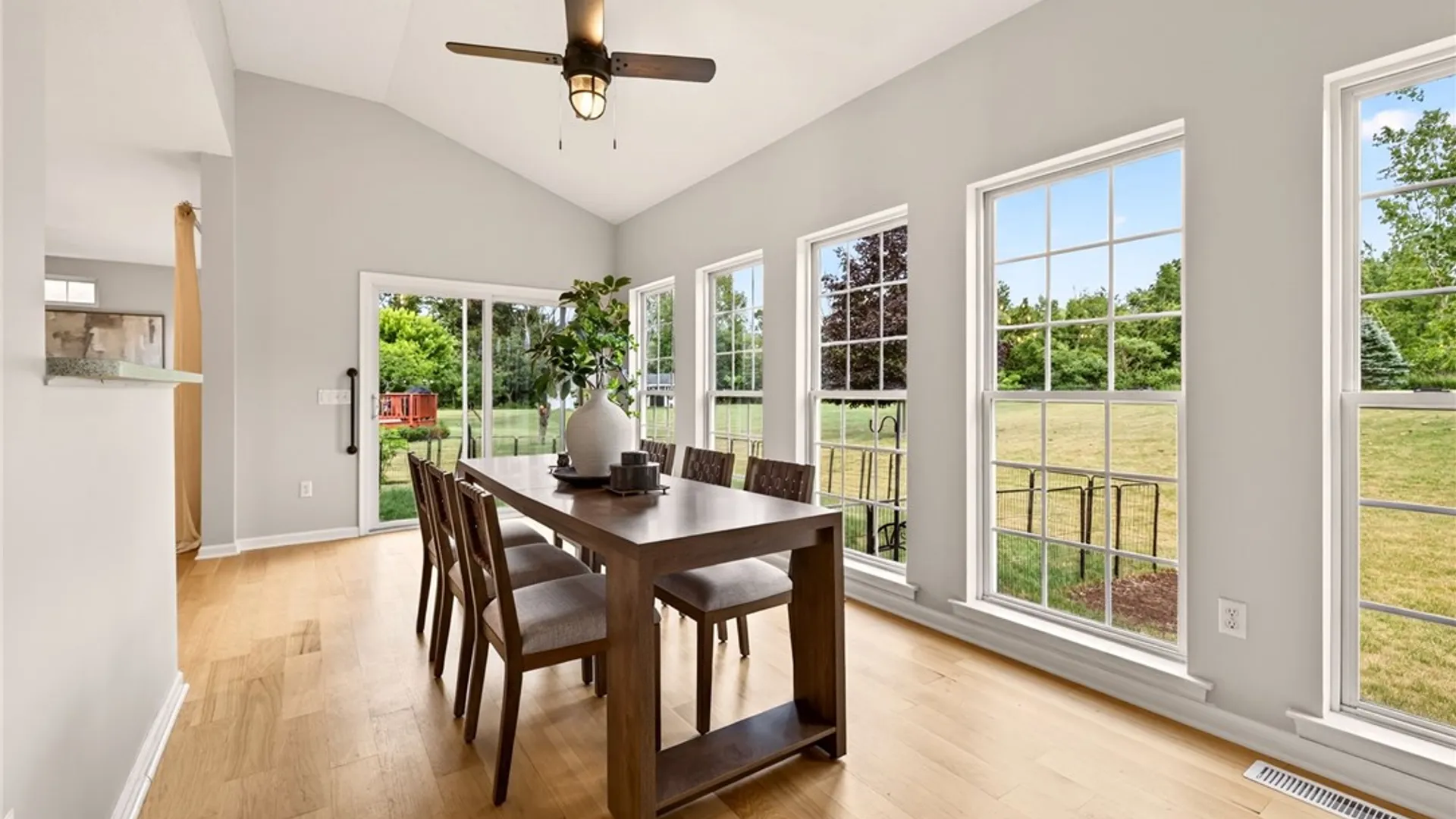 Property at 6672 Pond Side Circle, Victor, NY 14564 25
