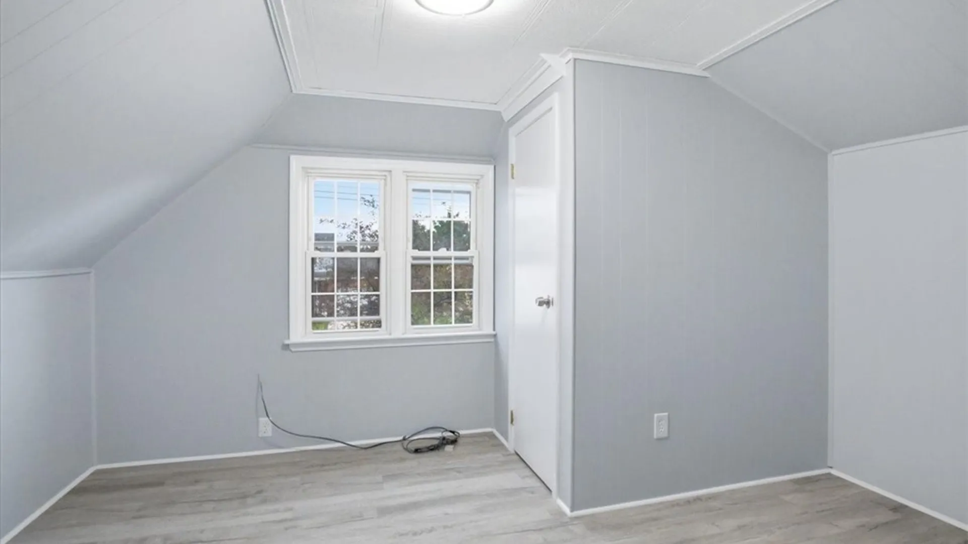 Property at 306 Collins Avenue, West Seneca, NY 14224 16