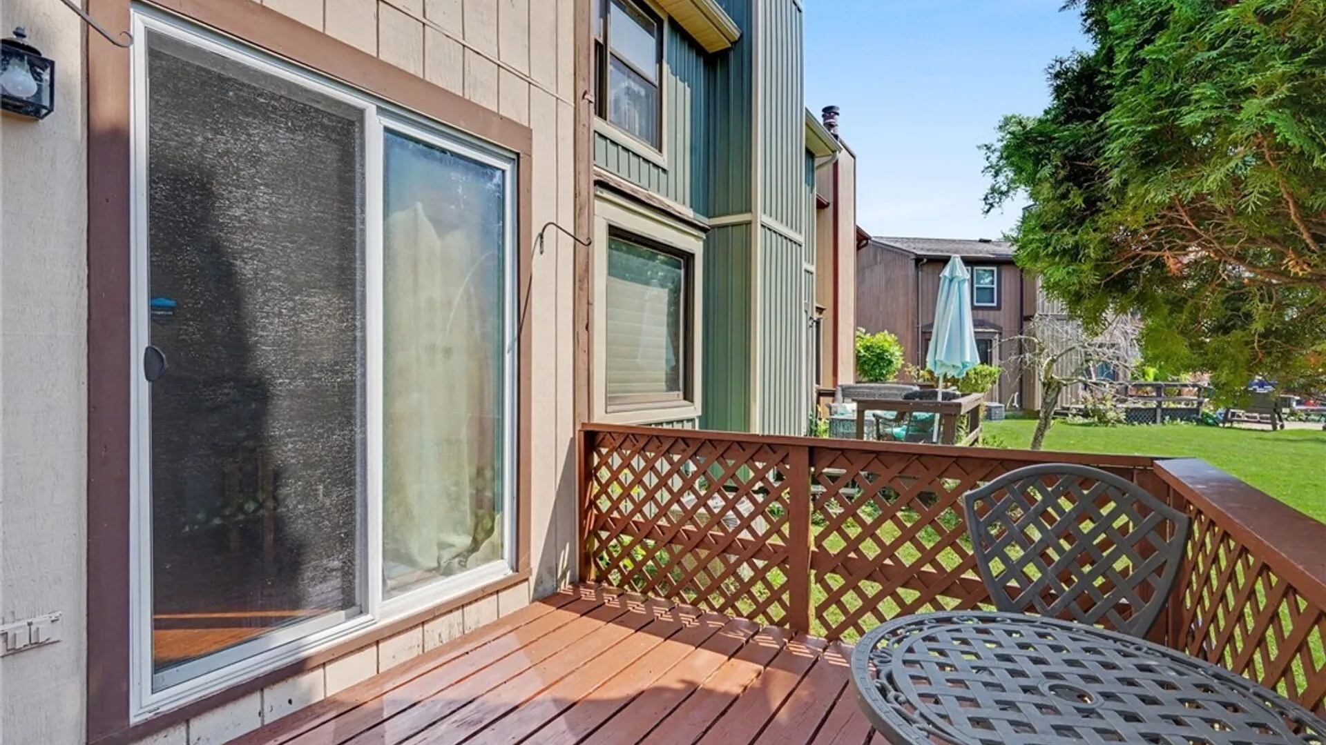 Property at 28 Robin Road, Amherst, NY 14228 25