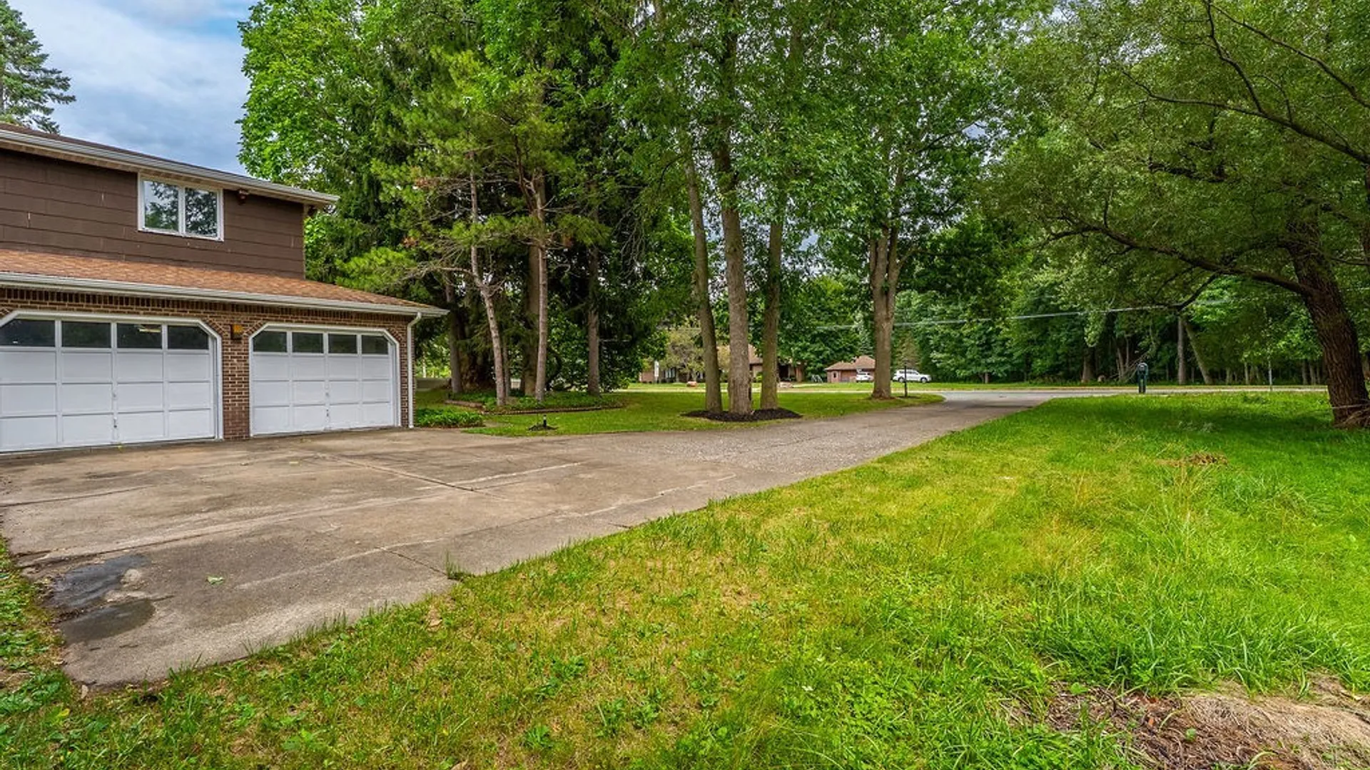 Property at 1940 Dodge Road, Amherst, NY 14051 10
