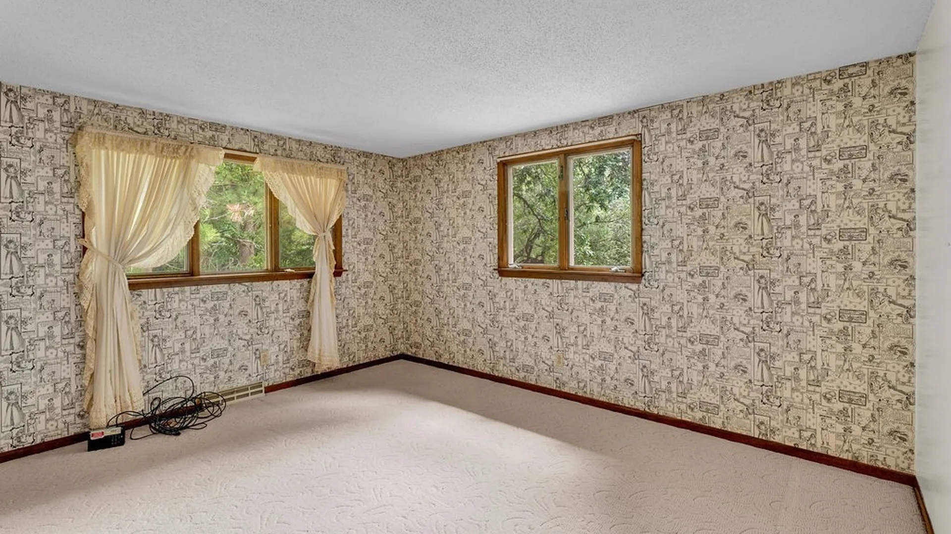Property at 1940 Dodge Road, Amherst, NY 14051 37