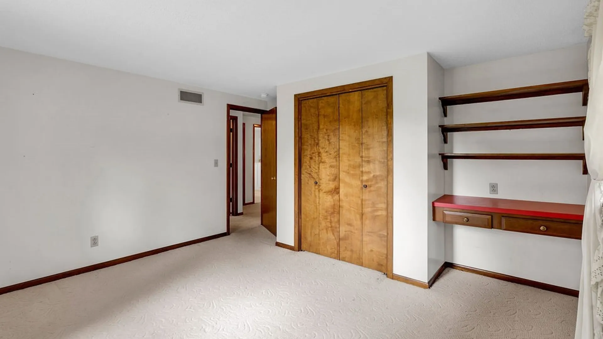 Property at 1940 Dodge Road, Amherst, NY 14051 38