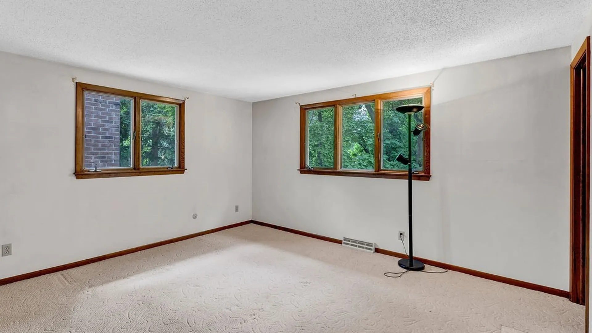 Property at 1940 Dodge Road, Amherst, NY 14051 39