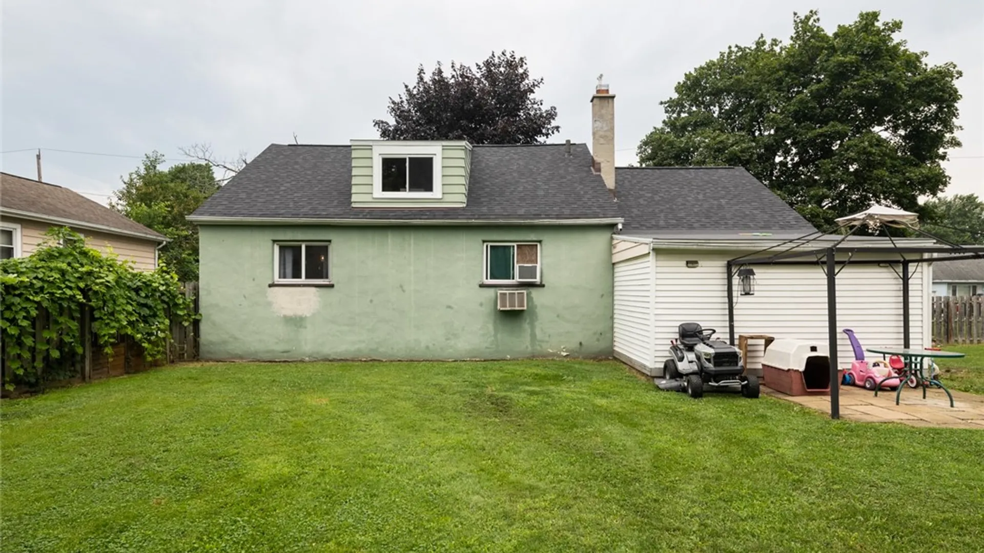 Property at 62 Ardella Street, Gates, NY 14606 32