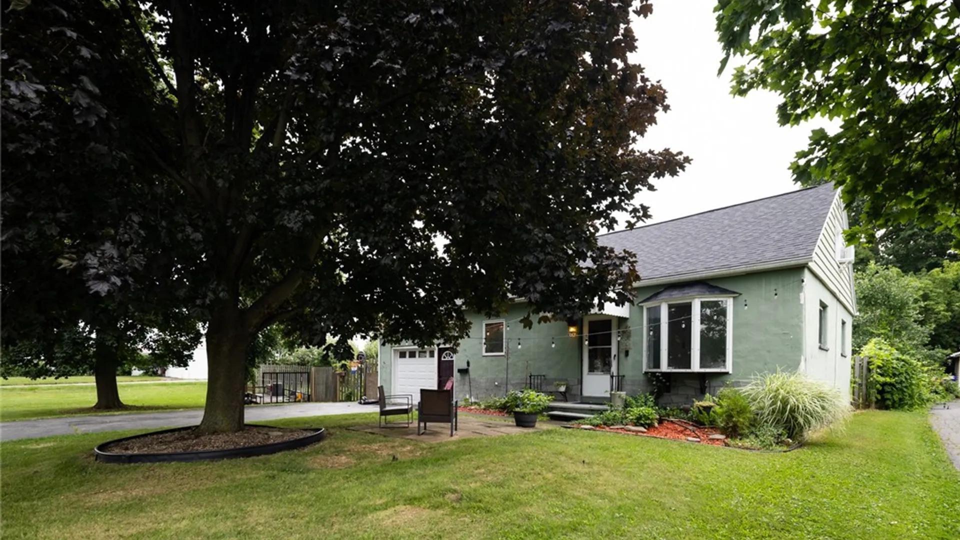 Property at 62 Ardella Street, Gates, NY 14606 4