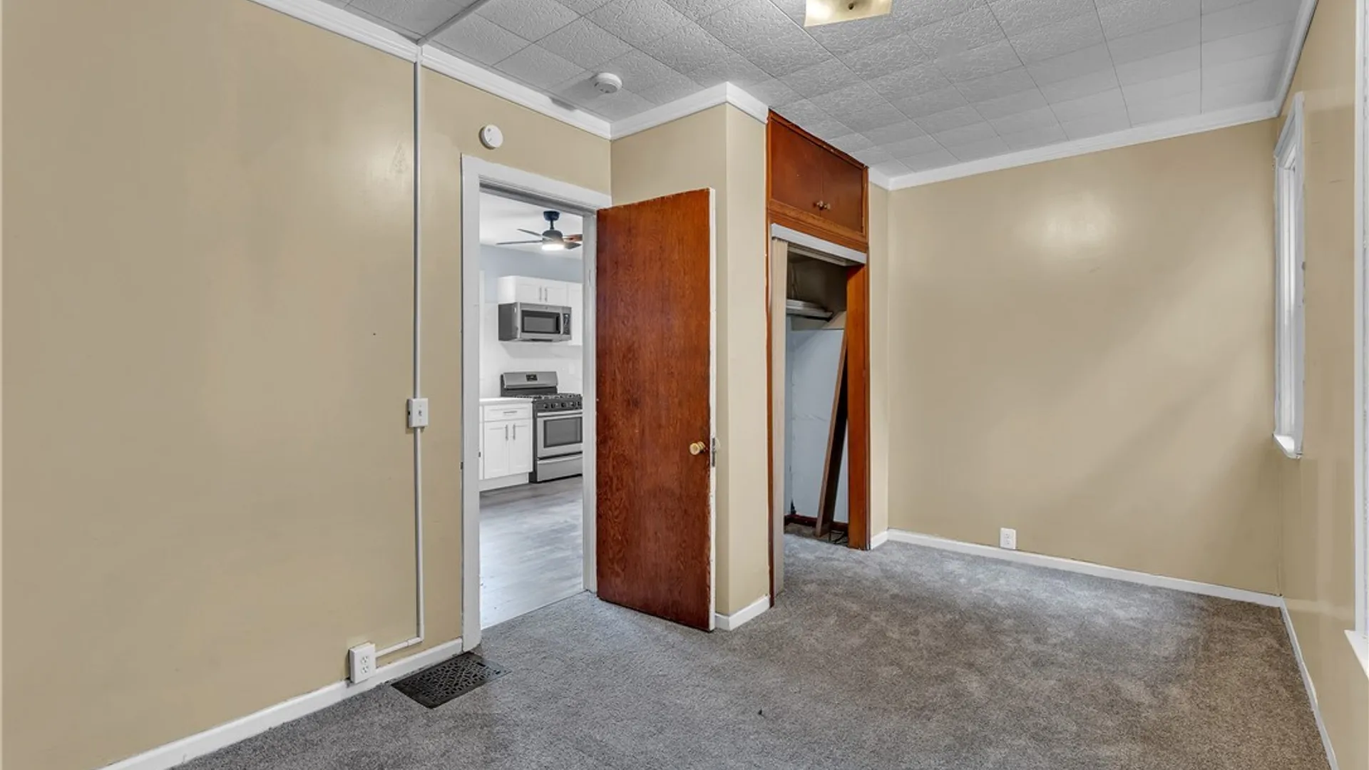 Property at 212 Lockwood Avenue, Buffalo, NY 14220 23