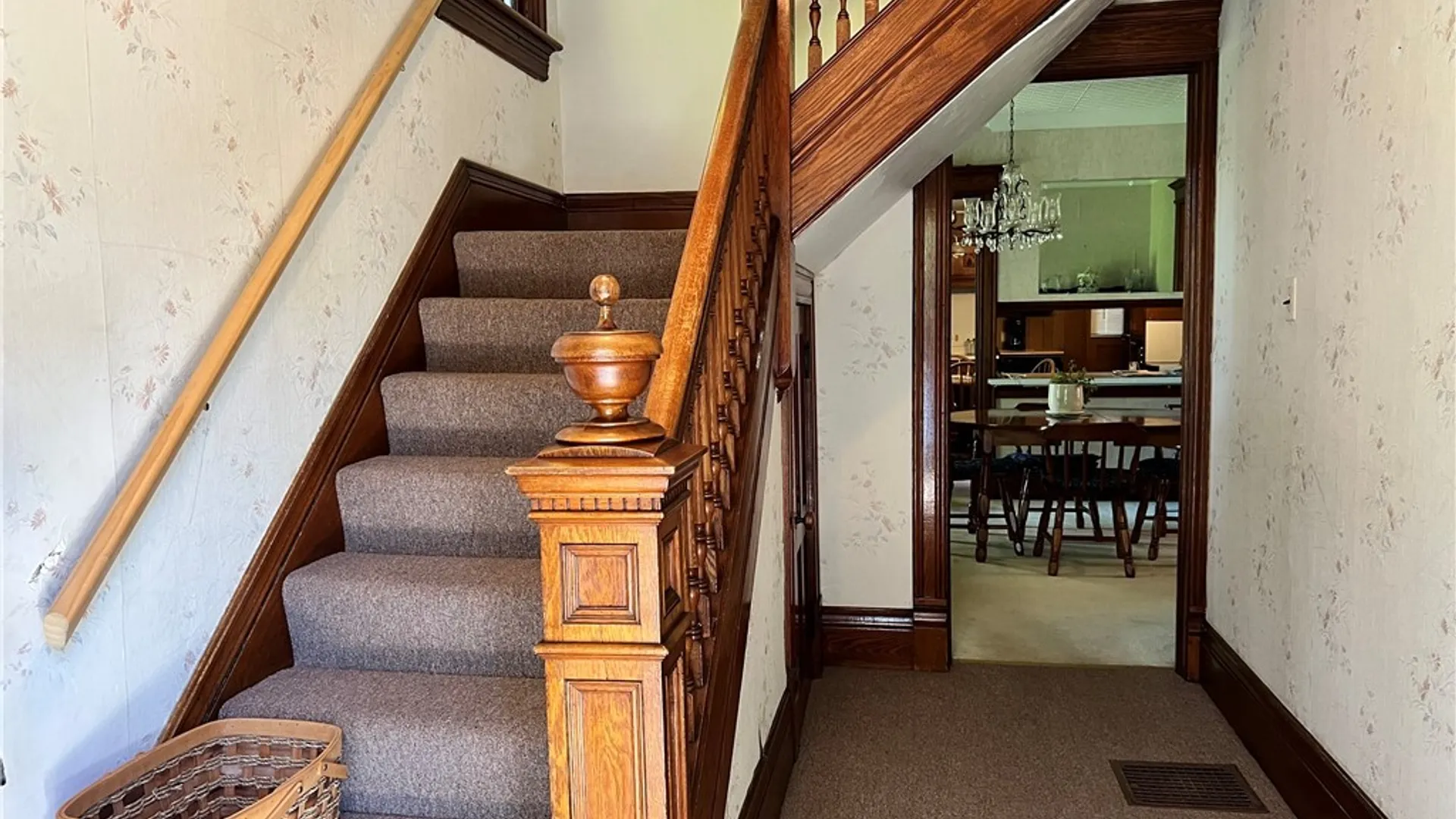 Property at 105 E Heman Street, DeWitt, NY 13057 3
